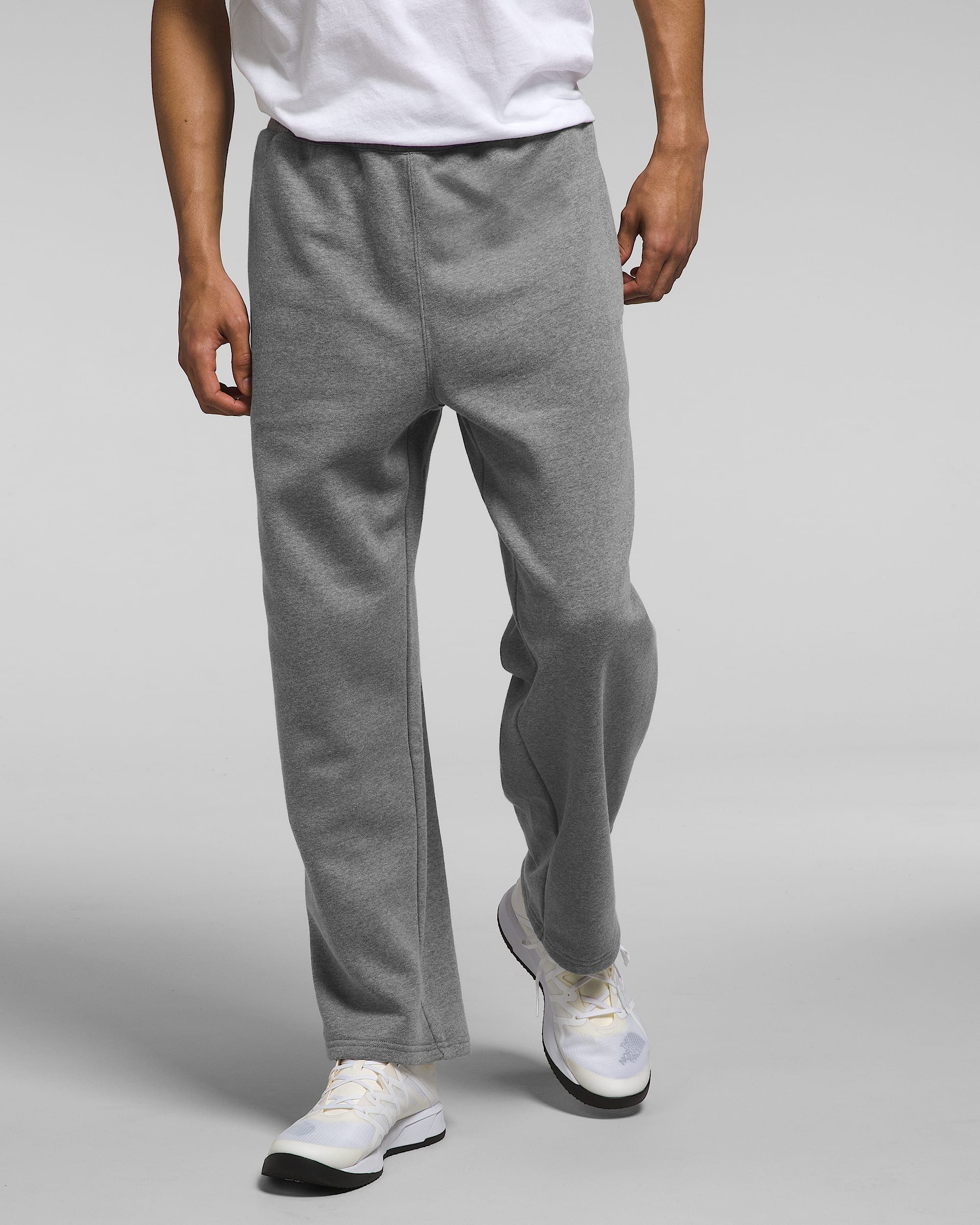 Men's Evolution Straight Leg Sweatpants | The North Face