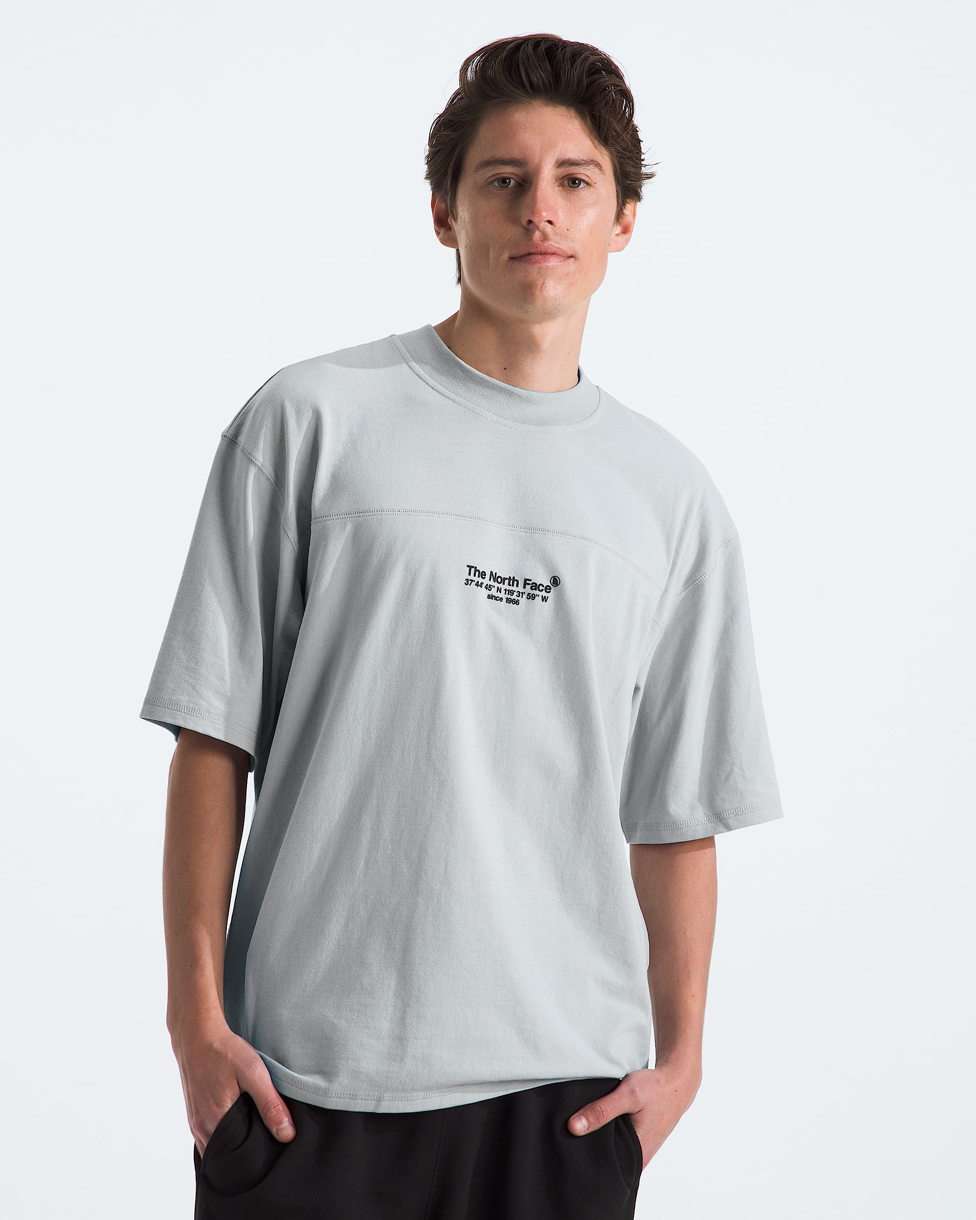 Men's Short-Sleeve AXYS Tee | The North Face