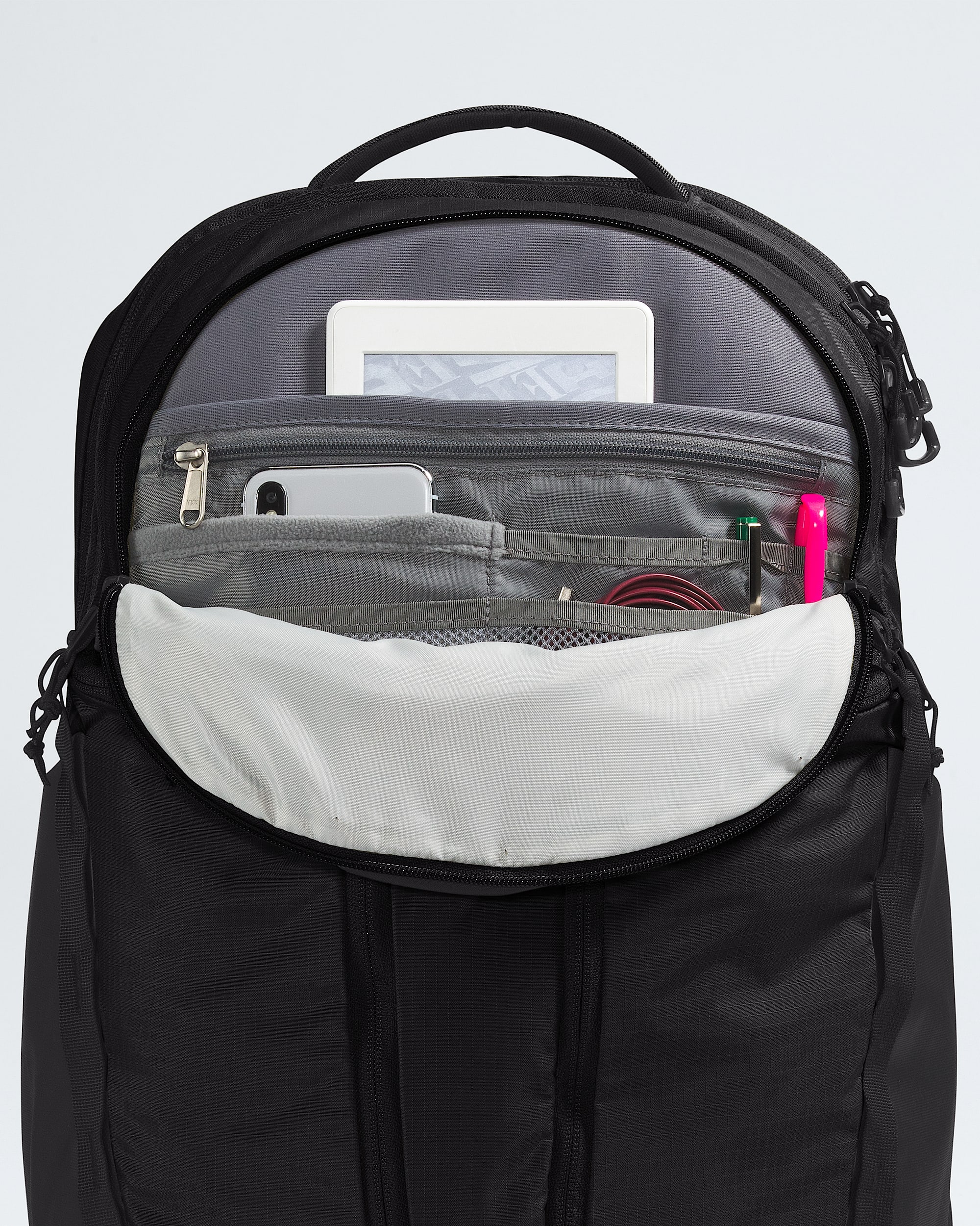 Surge Backpack - 31L | The North Face Canada