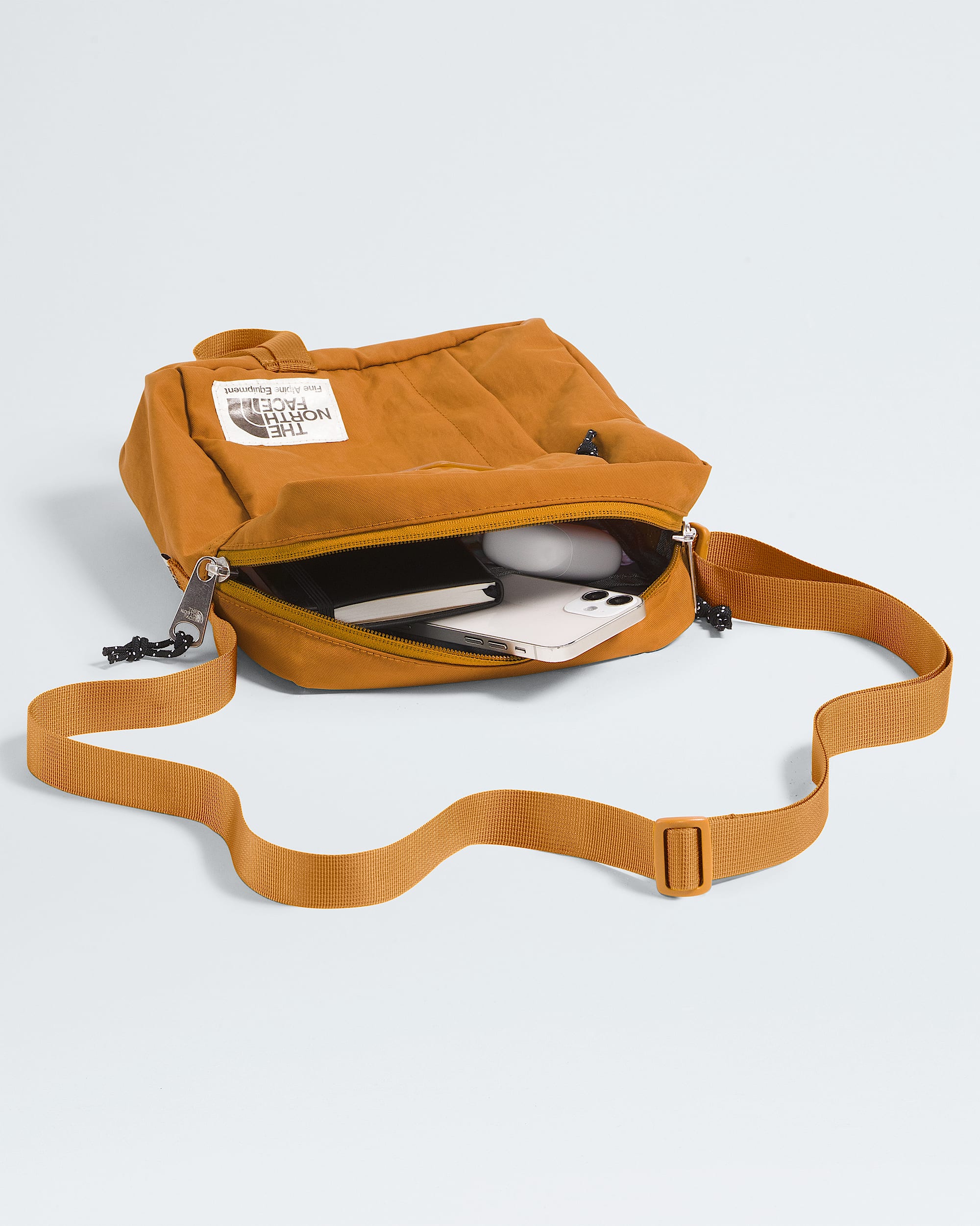 Berkeley Crossbody | The North Face