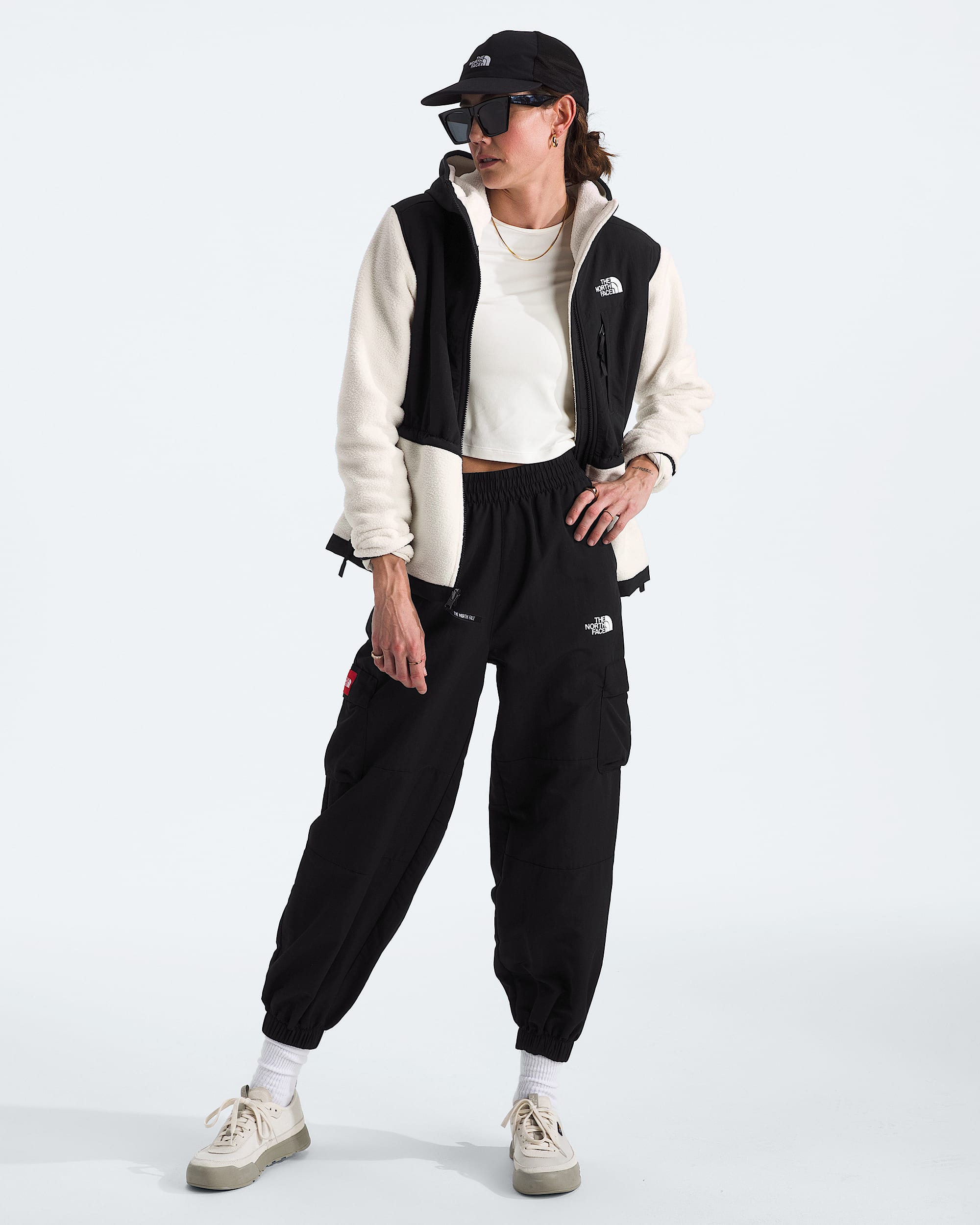 Womens Retro Denali Hoodie TNF HERO2
