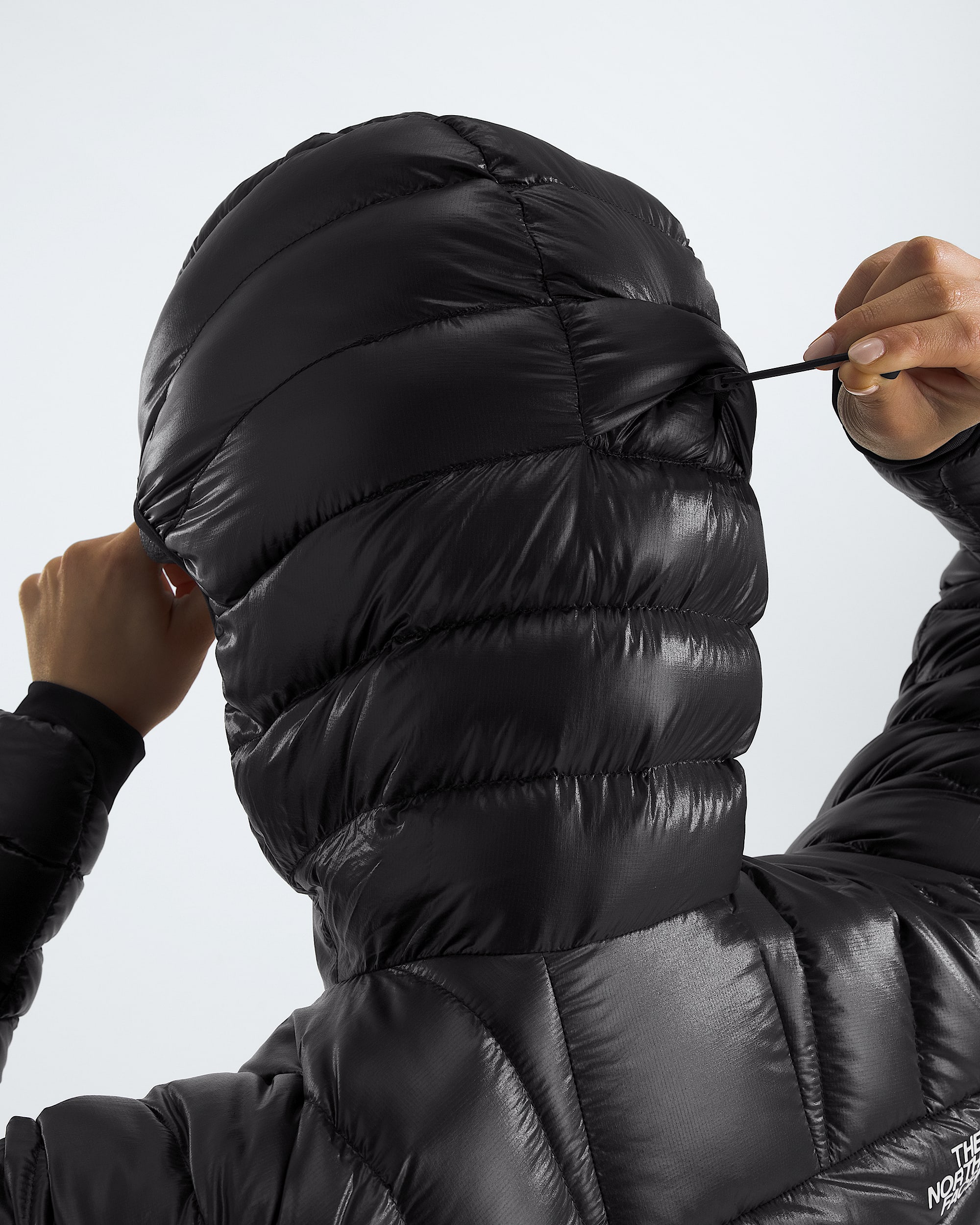 Womens Summit Breithorn Hoodie TNF TNF Black MODELHOOD3