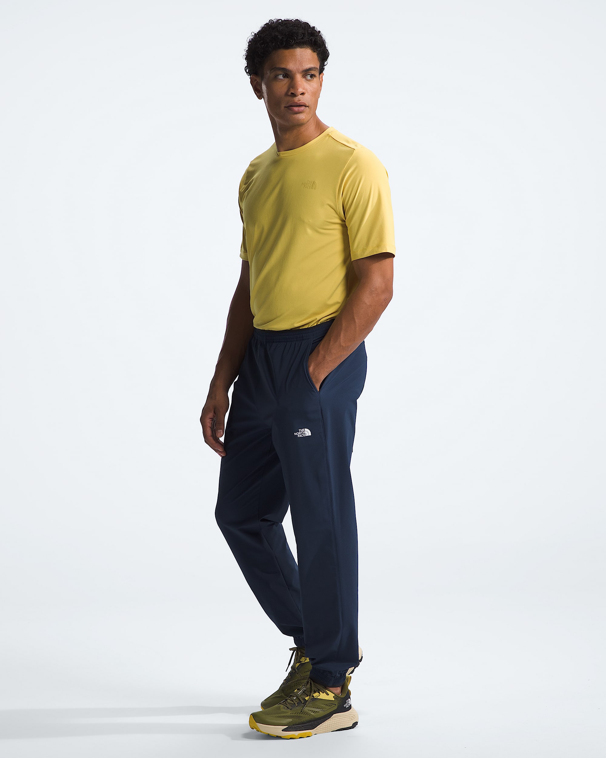 Mens Wander Joggers 20 TNF HERO2