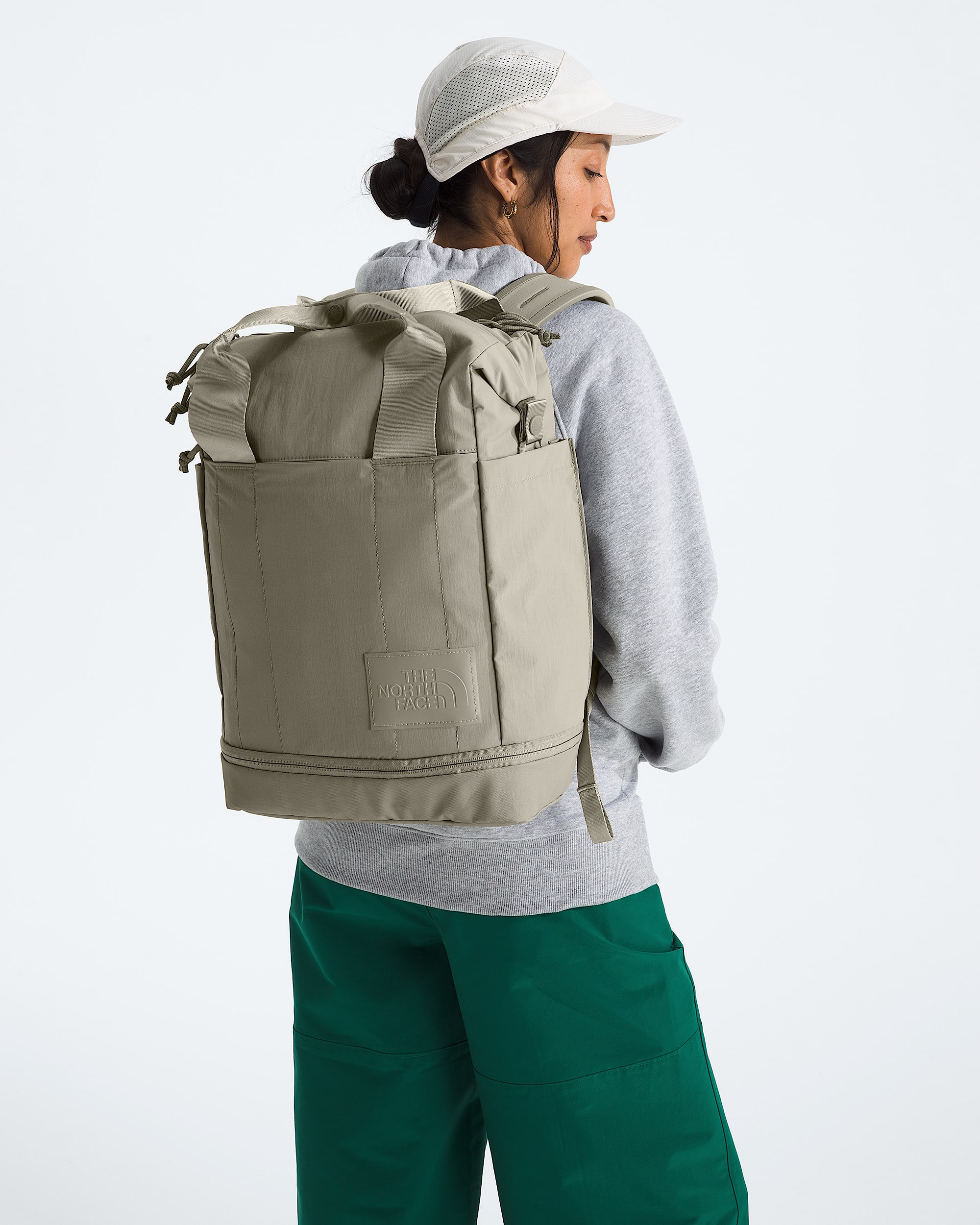 Womens Never Stop Utility Pack TNF MODELBACK