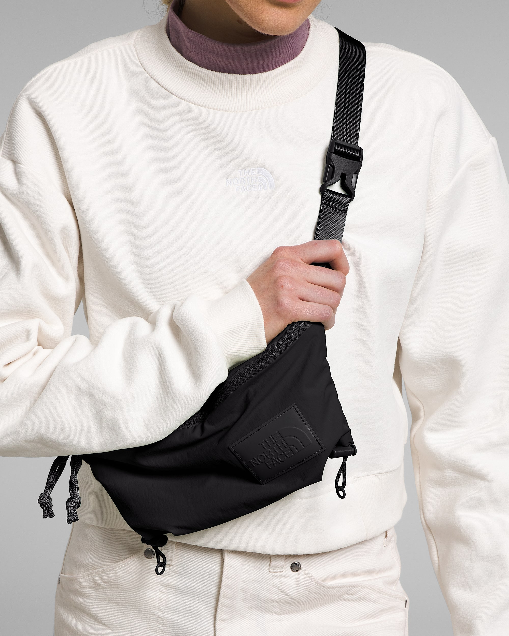 Womens Never Stop Lumbar TNF MODELBACK