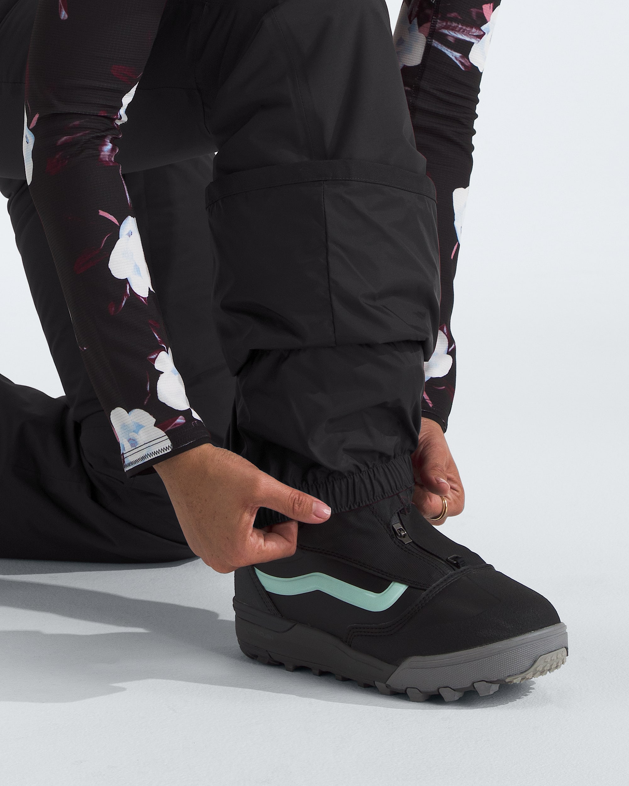 Womens Freedom Insulated Pants TNF TNF Black MODELALT1