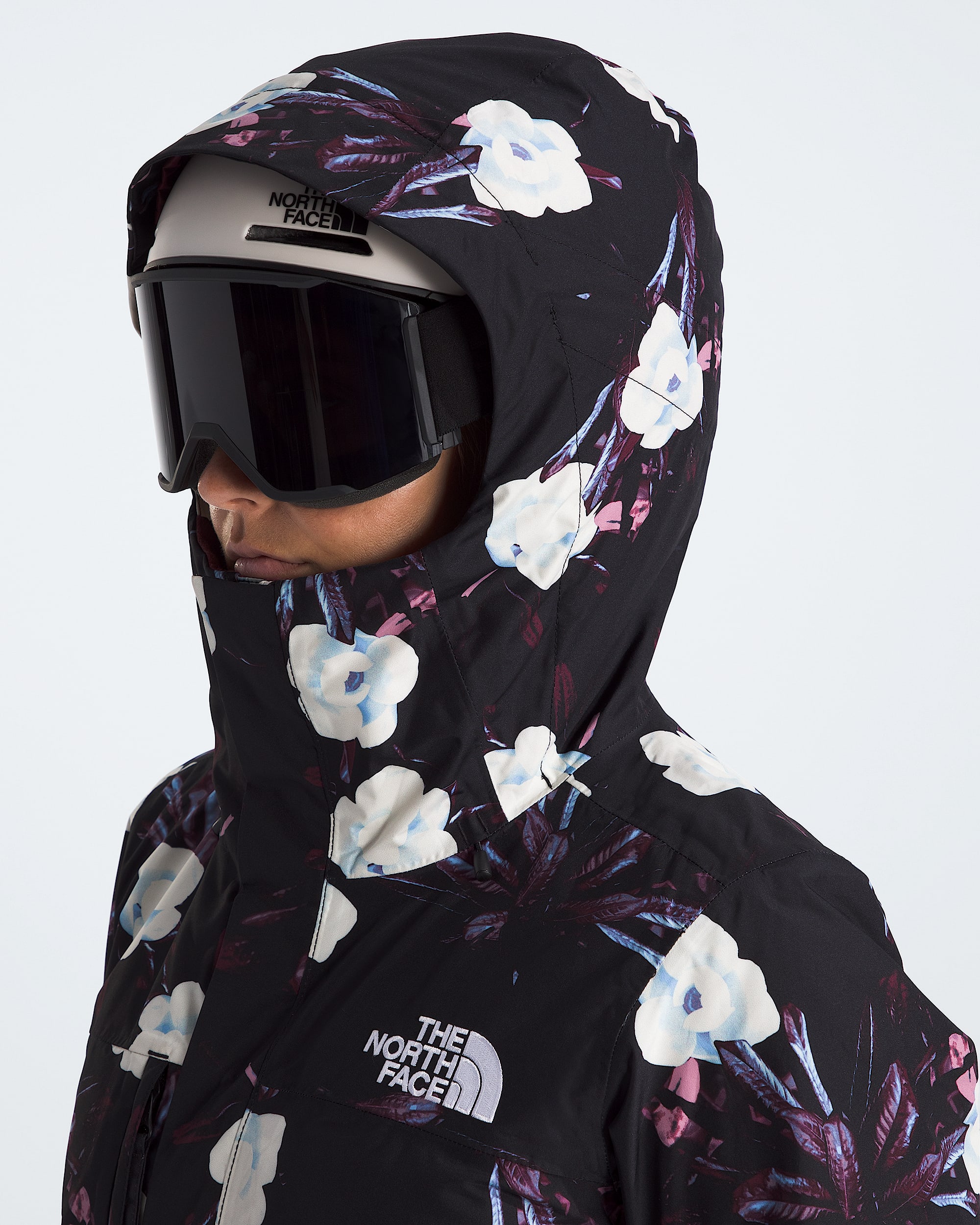 Womens Freedom Insulated Jacket TNF MODELHOOD2