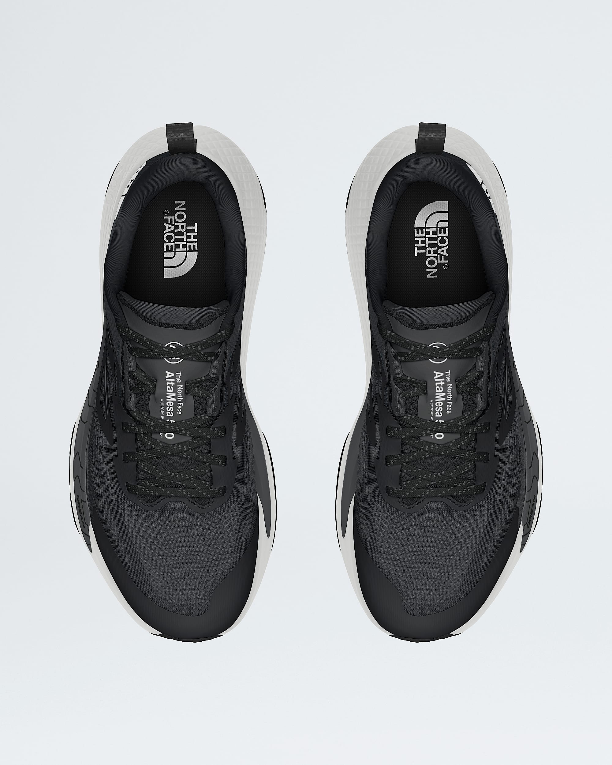 Womens Altamesa 500 Shoes TNF DETAILINSTEP