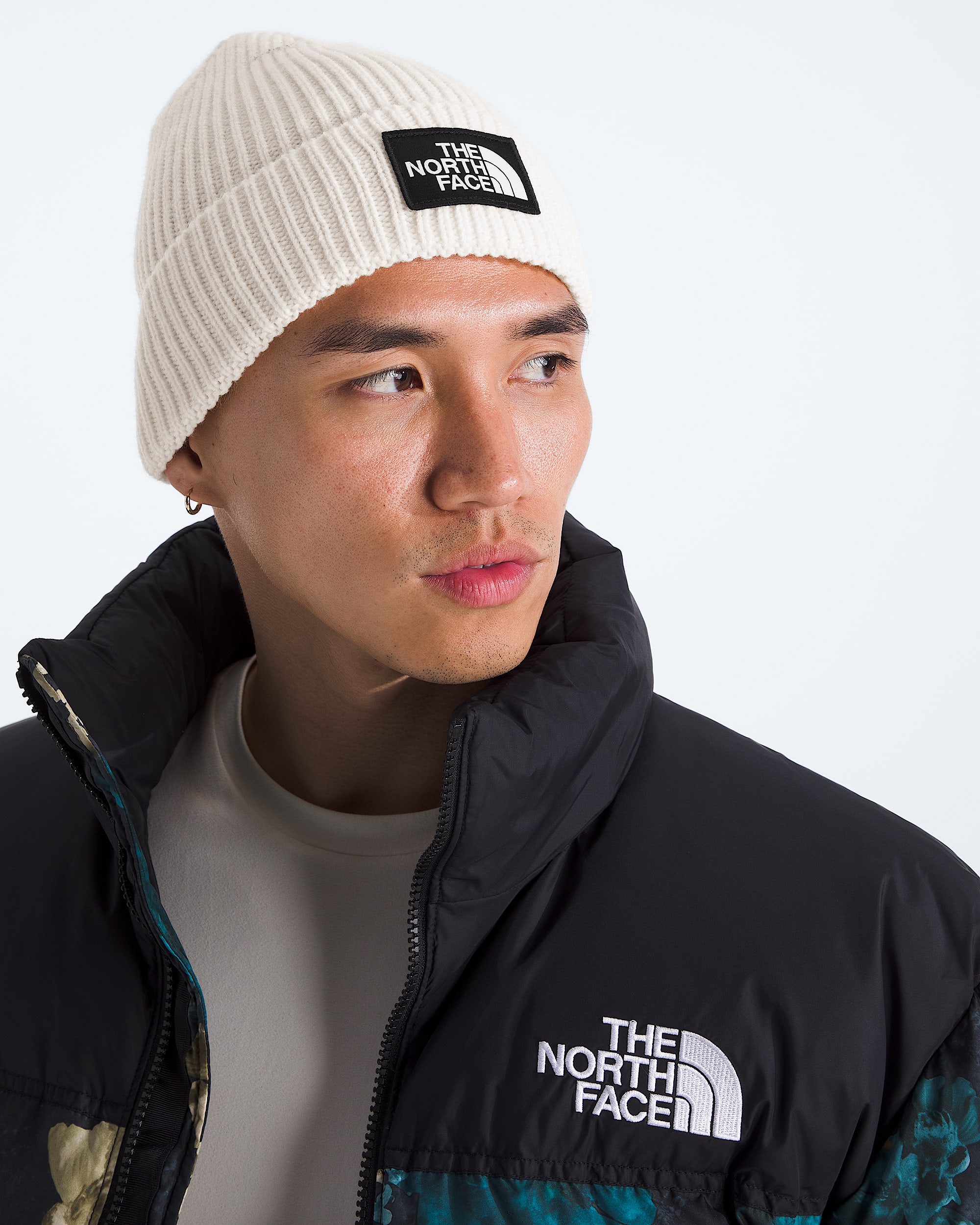 TNF Logo Box Cuffed Beanie TNF MODELBACK