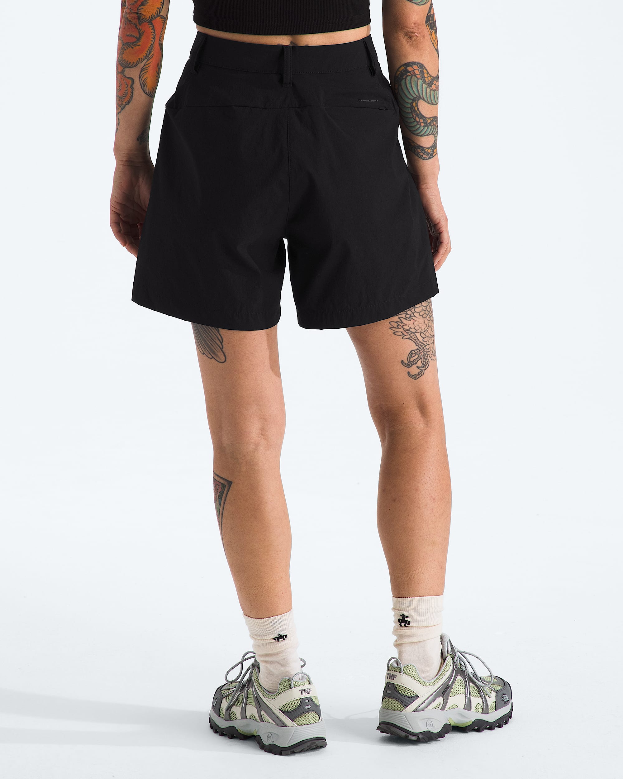 Womens Basin 5 Shorts TNF BACK