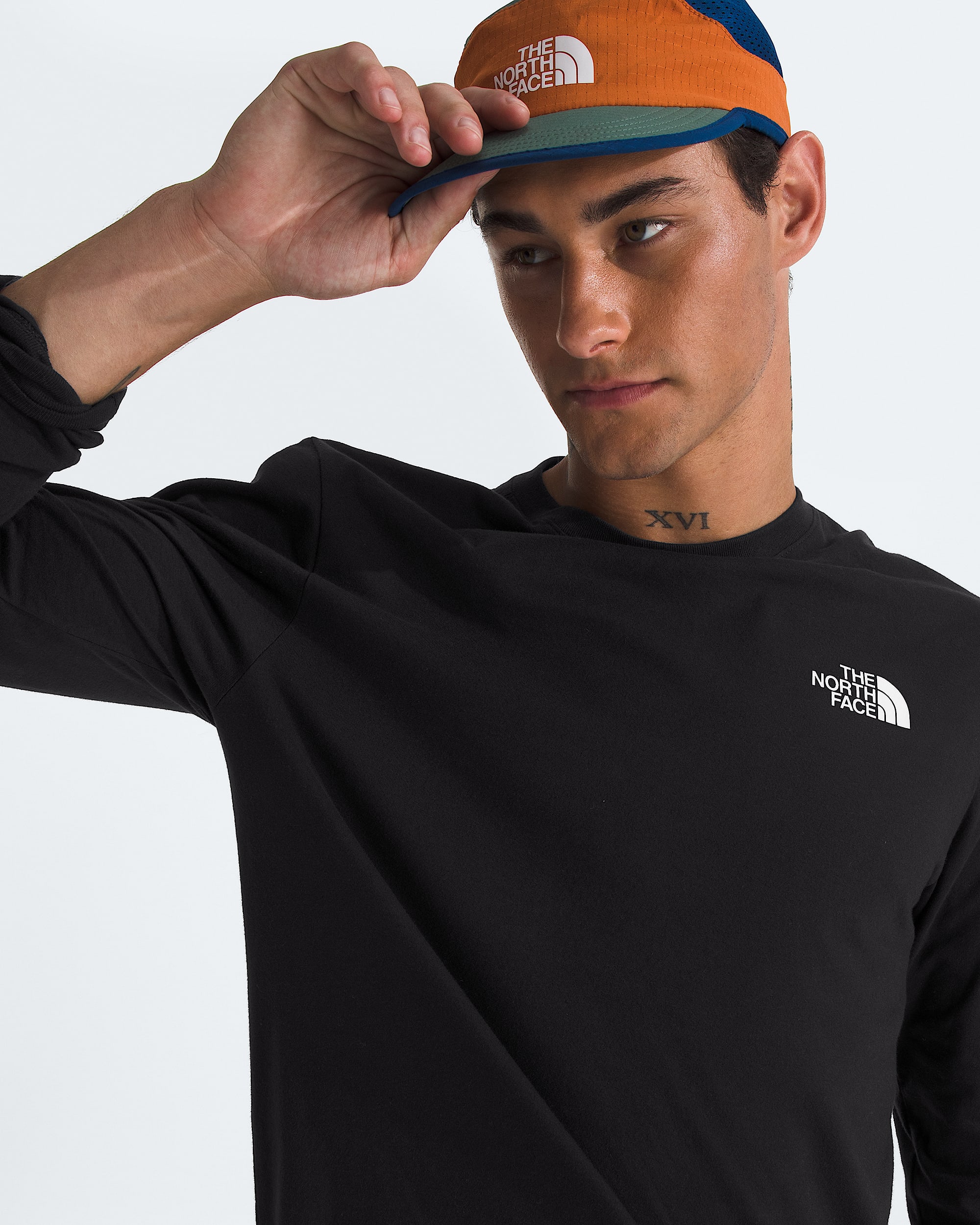 Mens Evolution Box NSE Regular LongSleeve Tee TNF HERO3