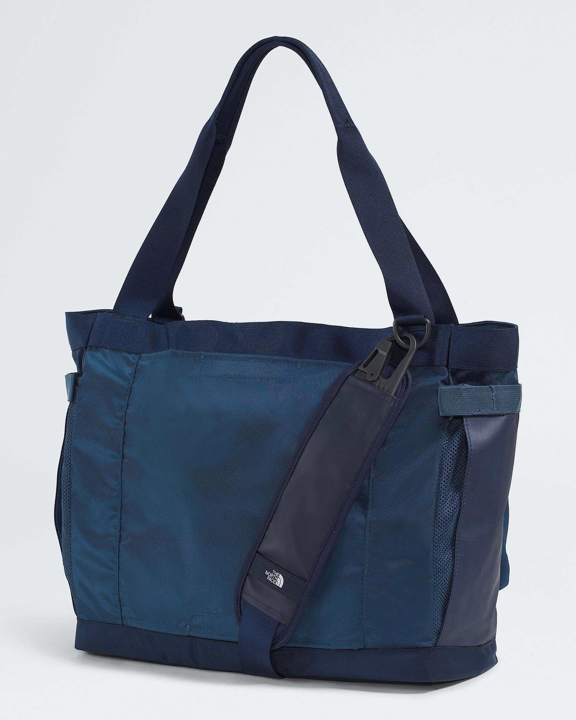 Base Camp Voyager Tote TNF BACK