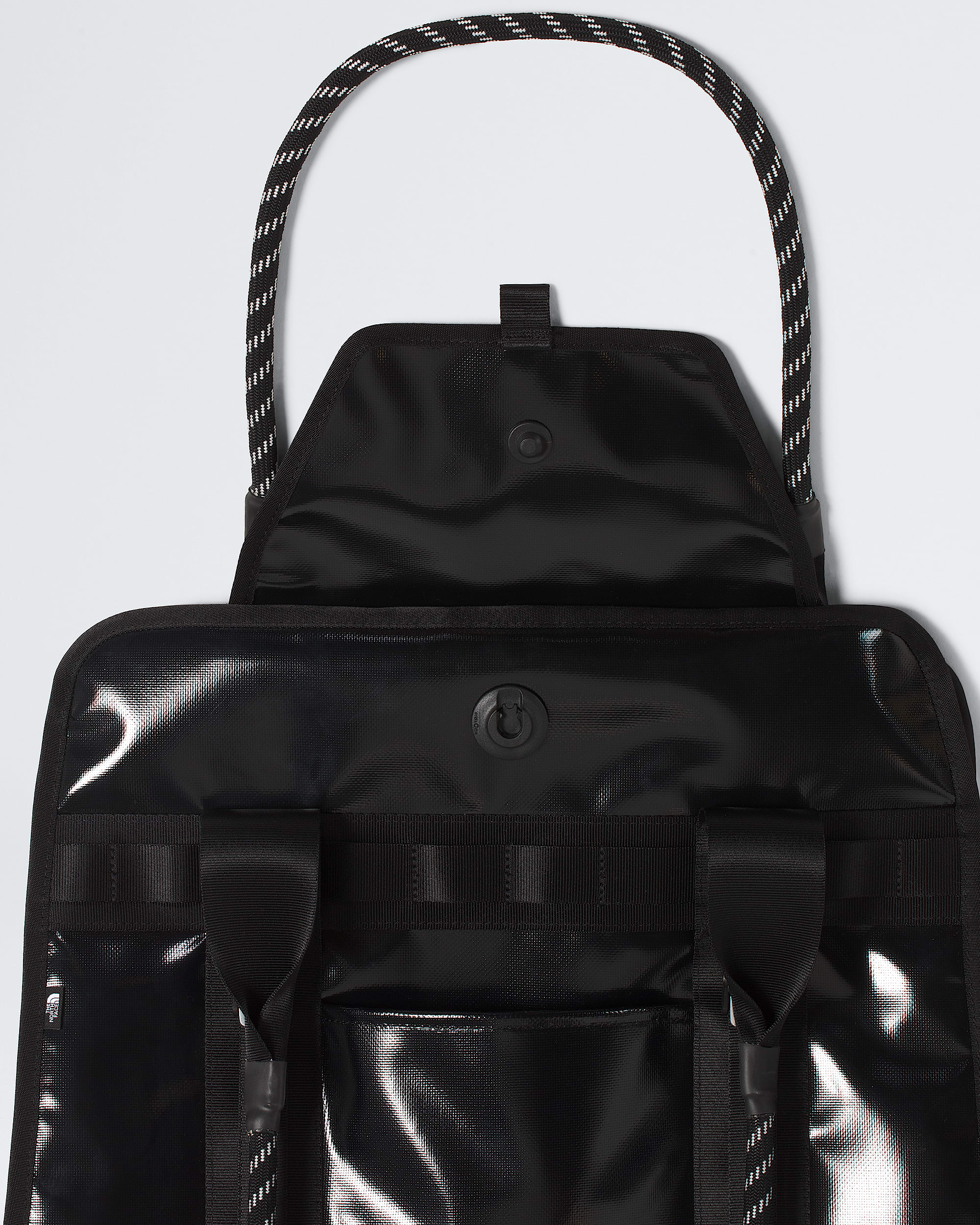 Base Camp Tote Bag TNF DETAIL3
