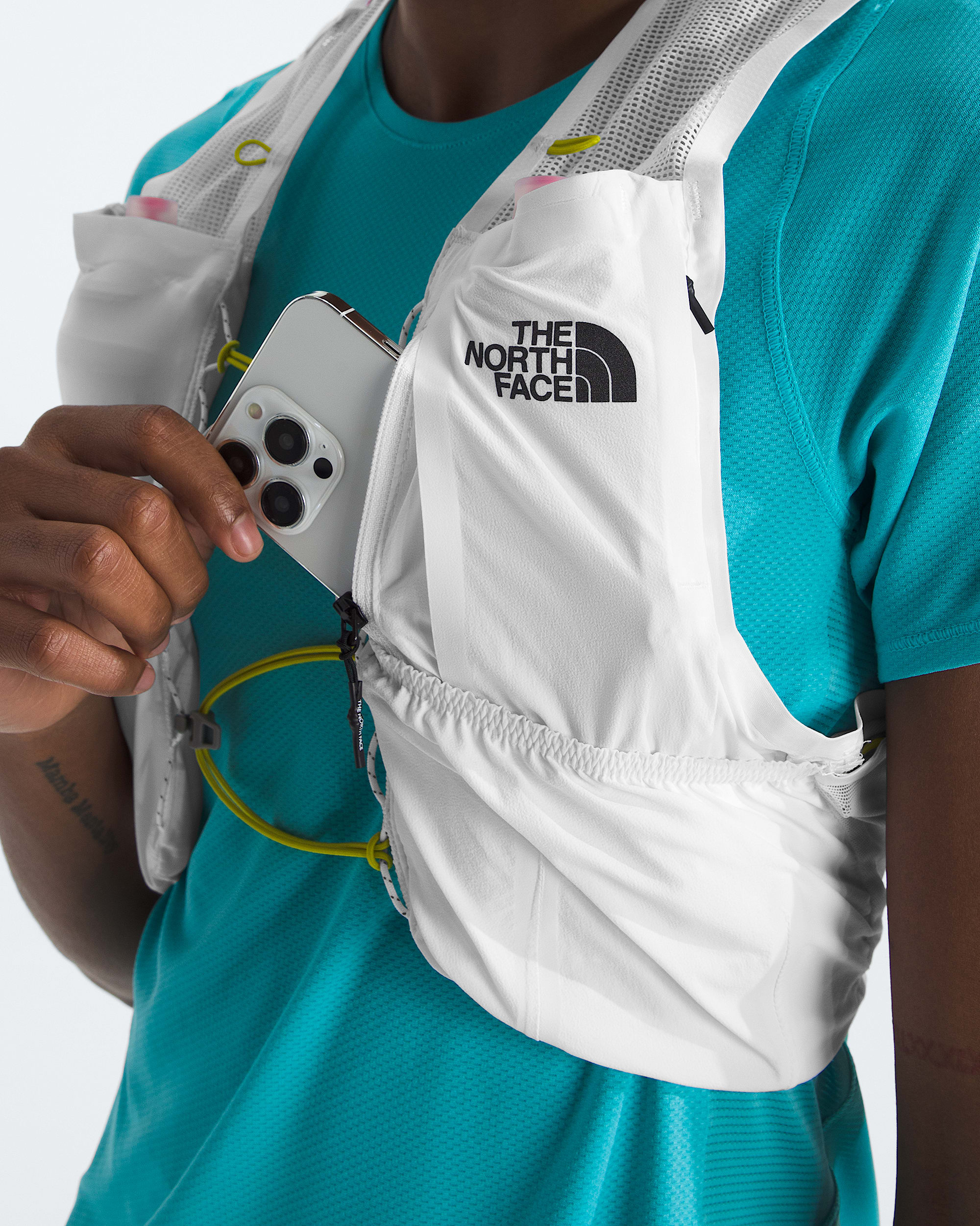 Summit Series Run Vest 5 TNF ALT1