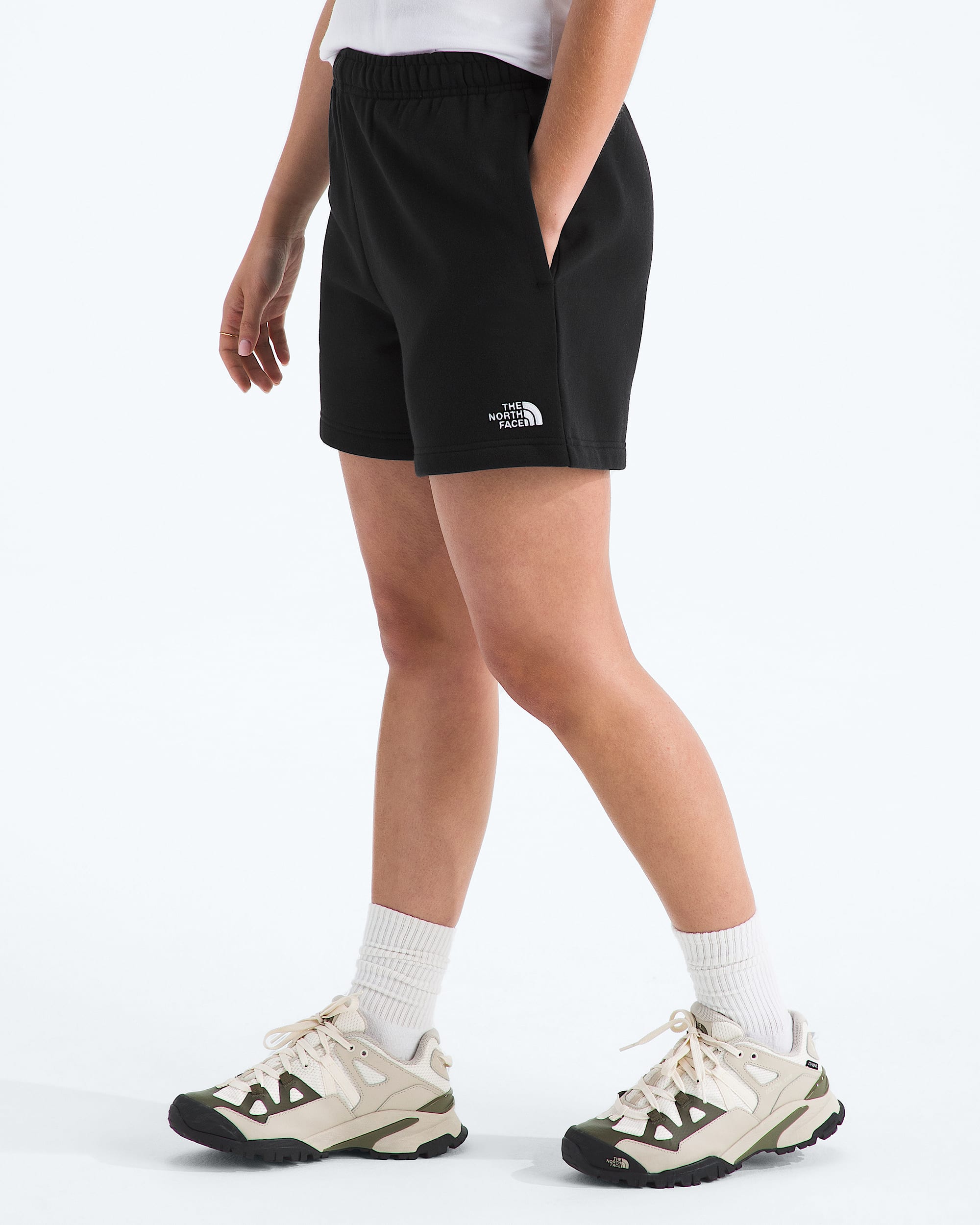Womens Evolution Simple Dome Regular Shorts TNF MODEL34