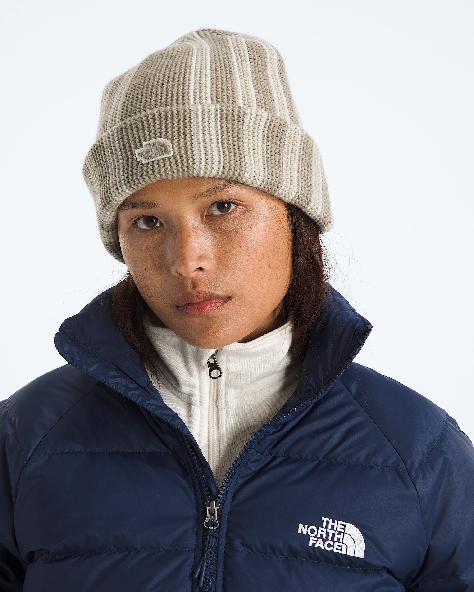 Explore Beanie TNF MODELBACK