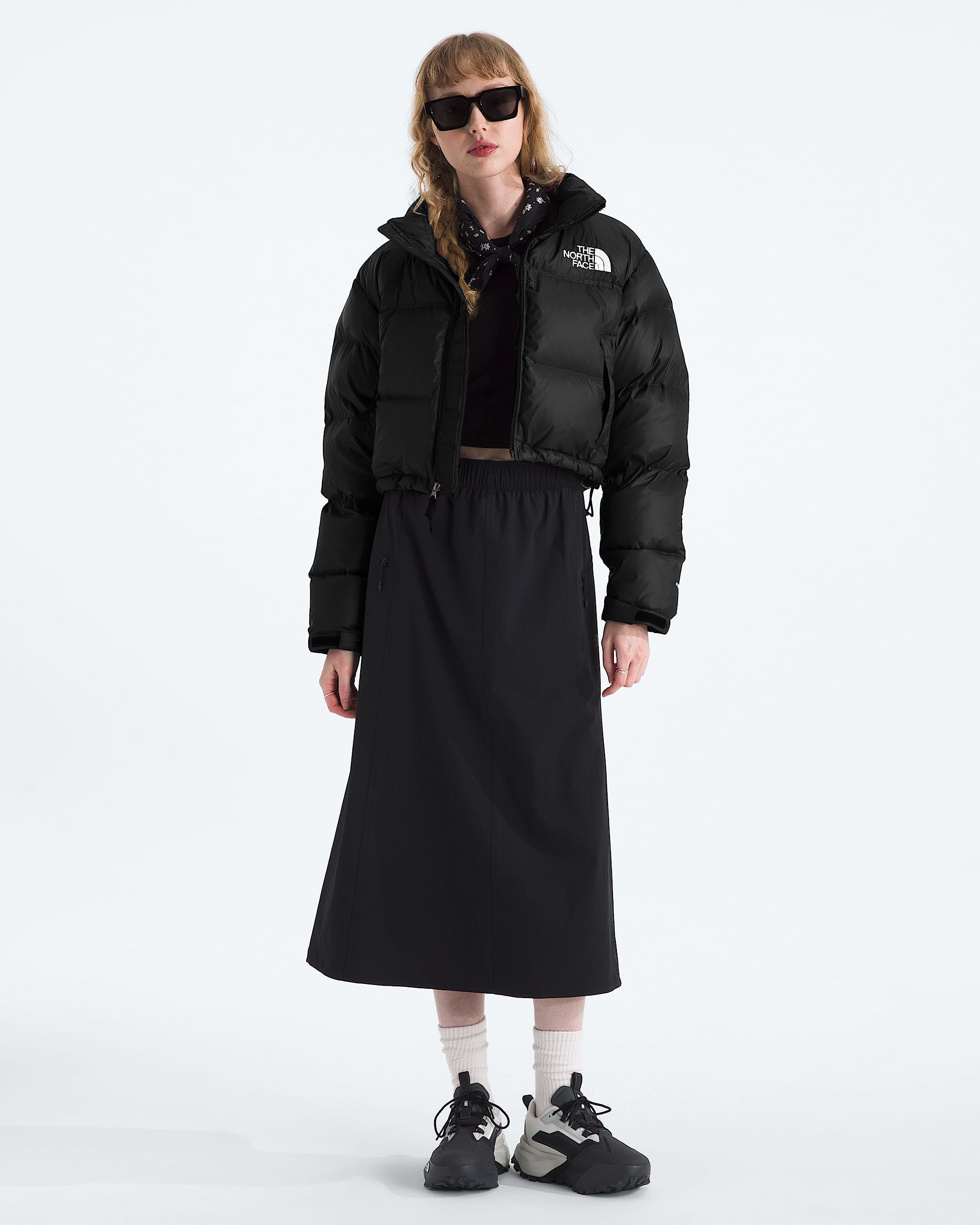 Womens Nuptse Short Jacket TNF HERO2