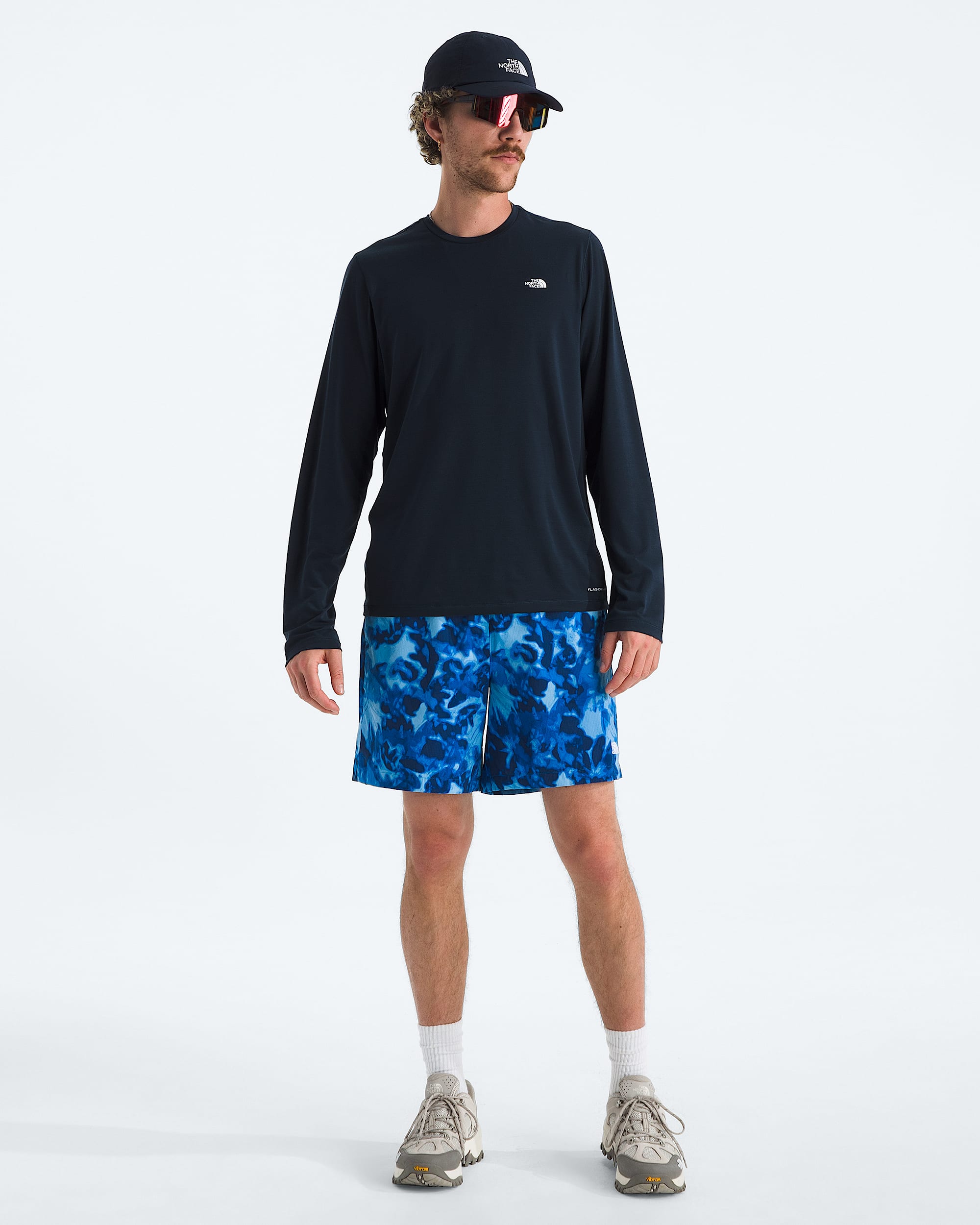 Mens Adventure LongSleeve Tee TNF HERO2