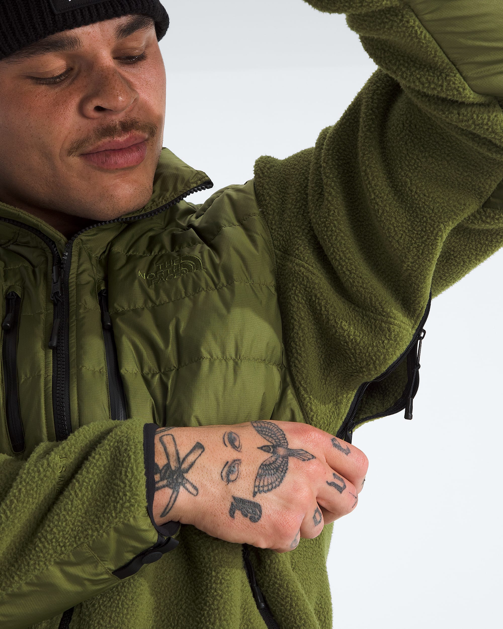 Mens RMST Denali Tek Hybrid Jacket TNF MODELALT2