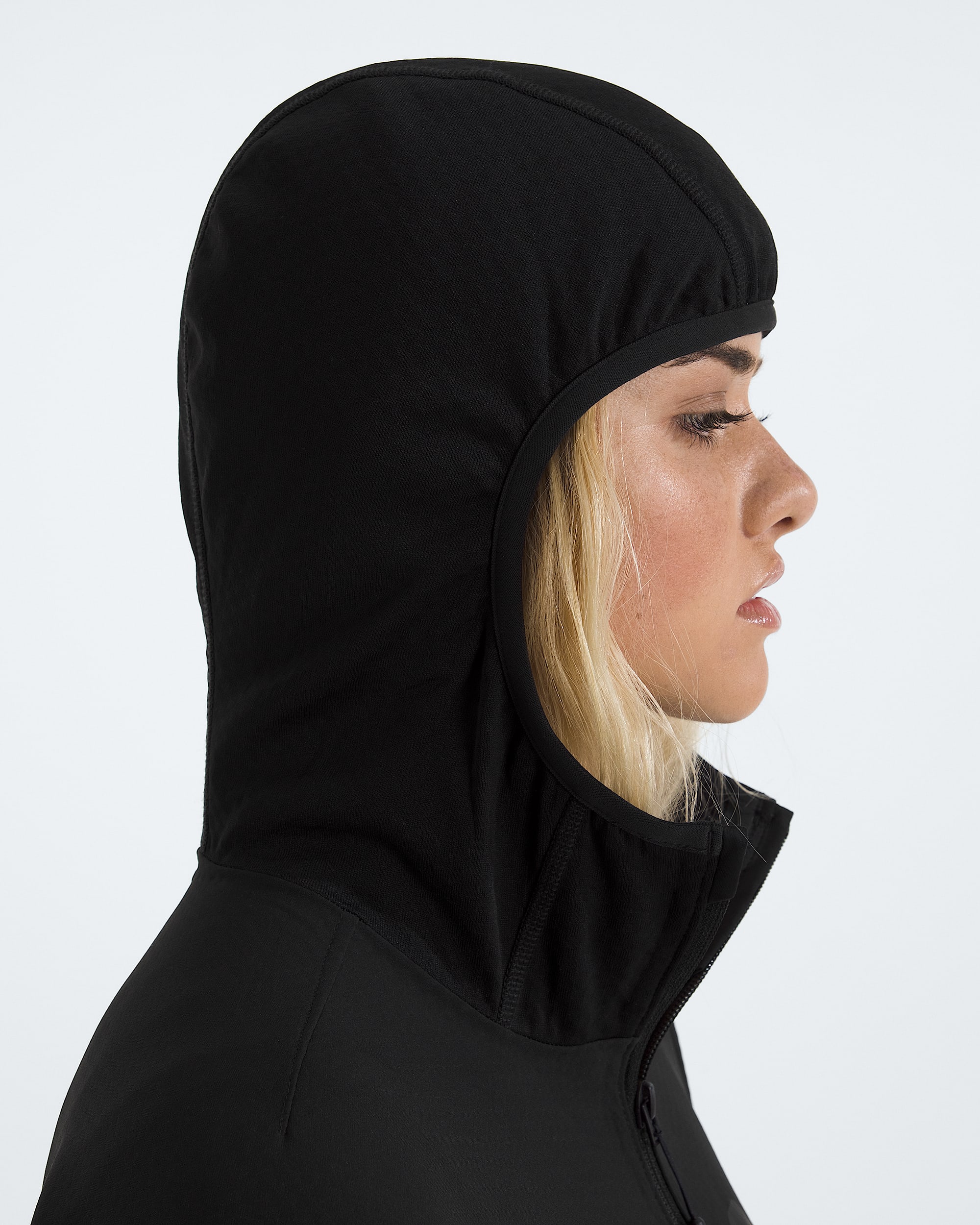 Womens TNF HKe Tek Approach Jacket TNF MODELHOOD2