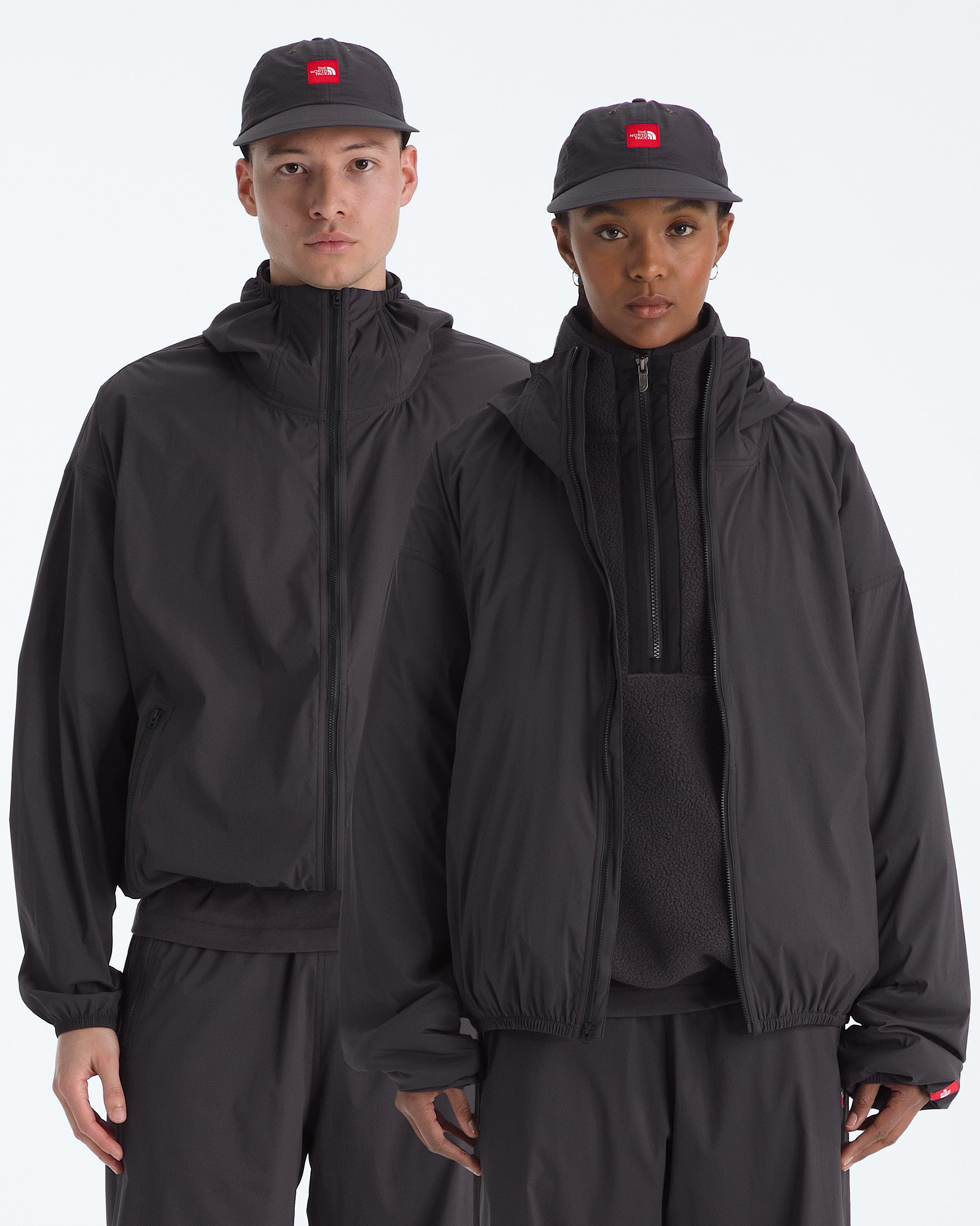 Mens TNF Red Box Packable Hooded Wind Jacket TNF Main