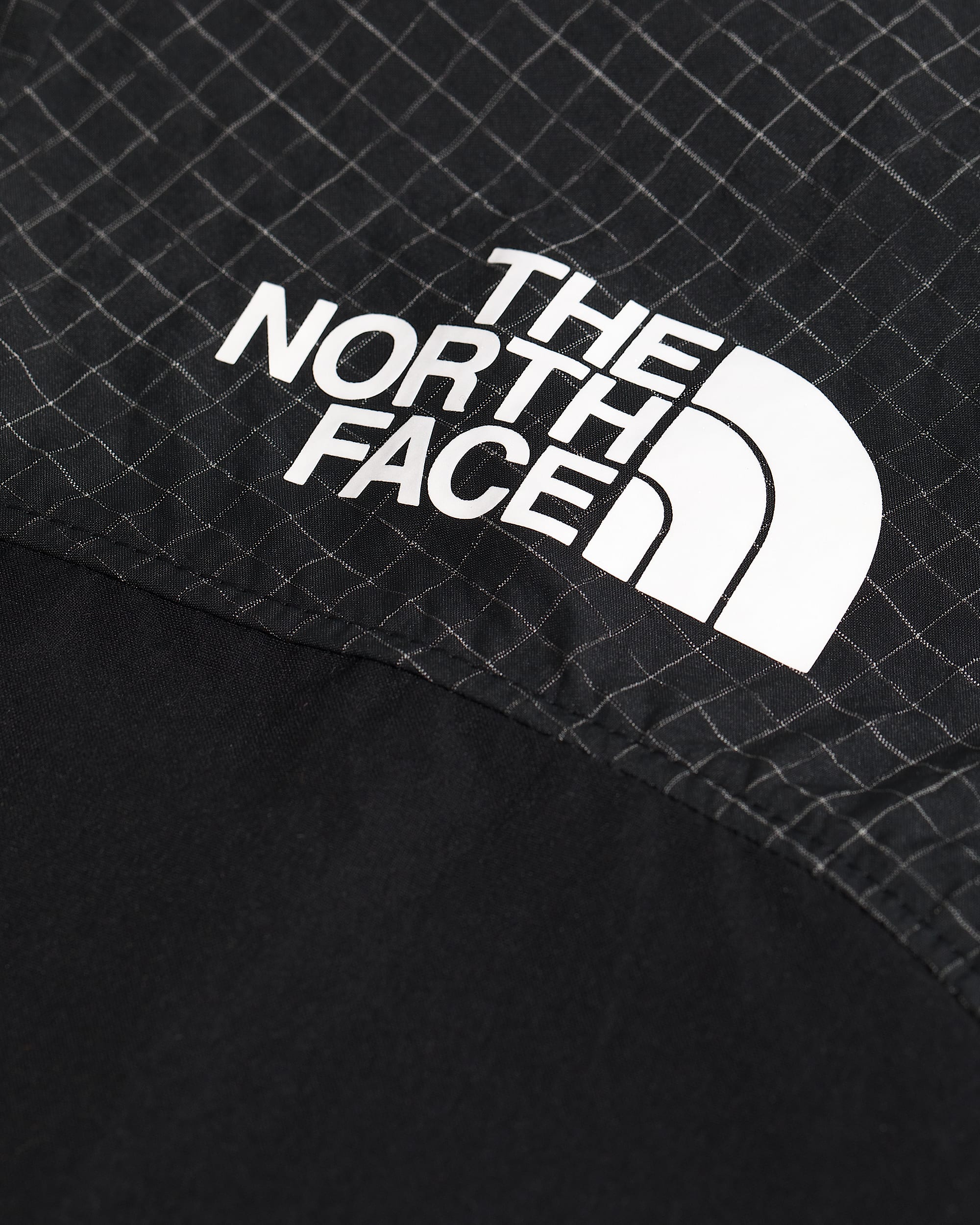 Mens HKe Utility Wind Jacket TNF DETAIL3