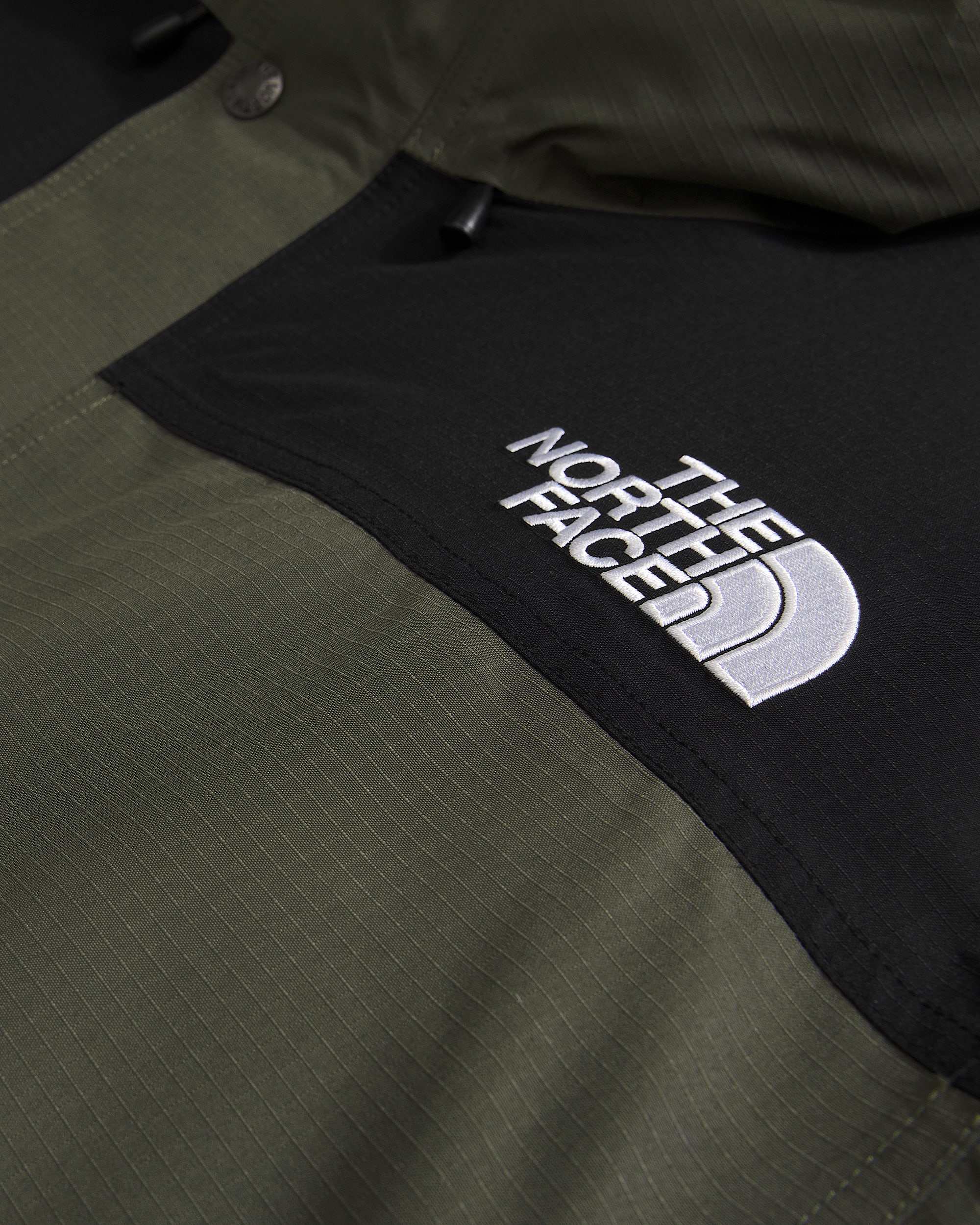Men's Mountain Down Jacket | The North Face