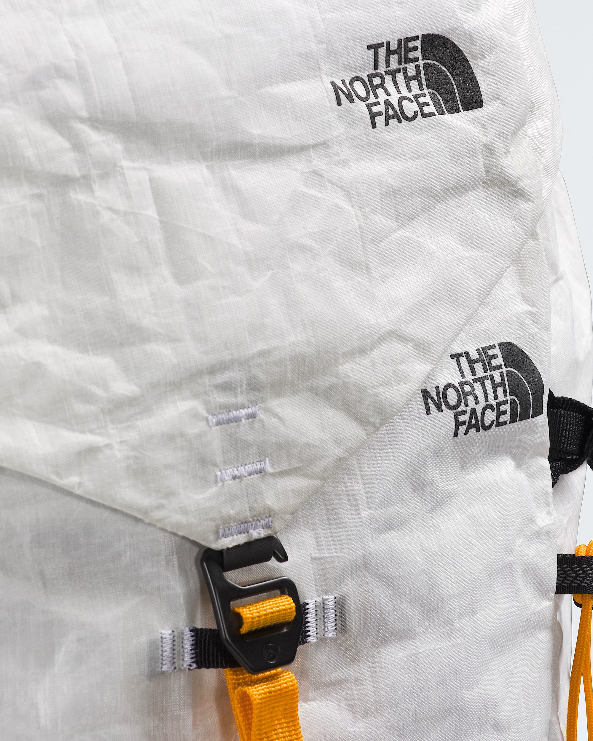 Summit Series Advanced Mountain Kit 40L Pack TNF DETAIL3