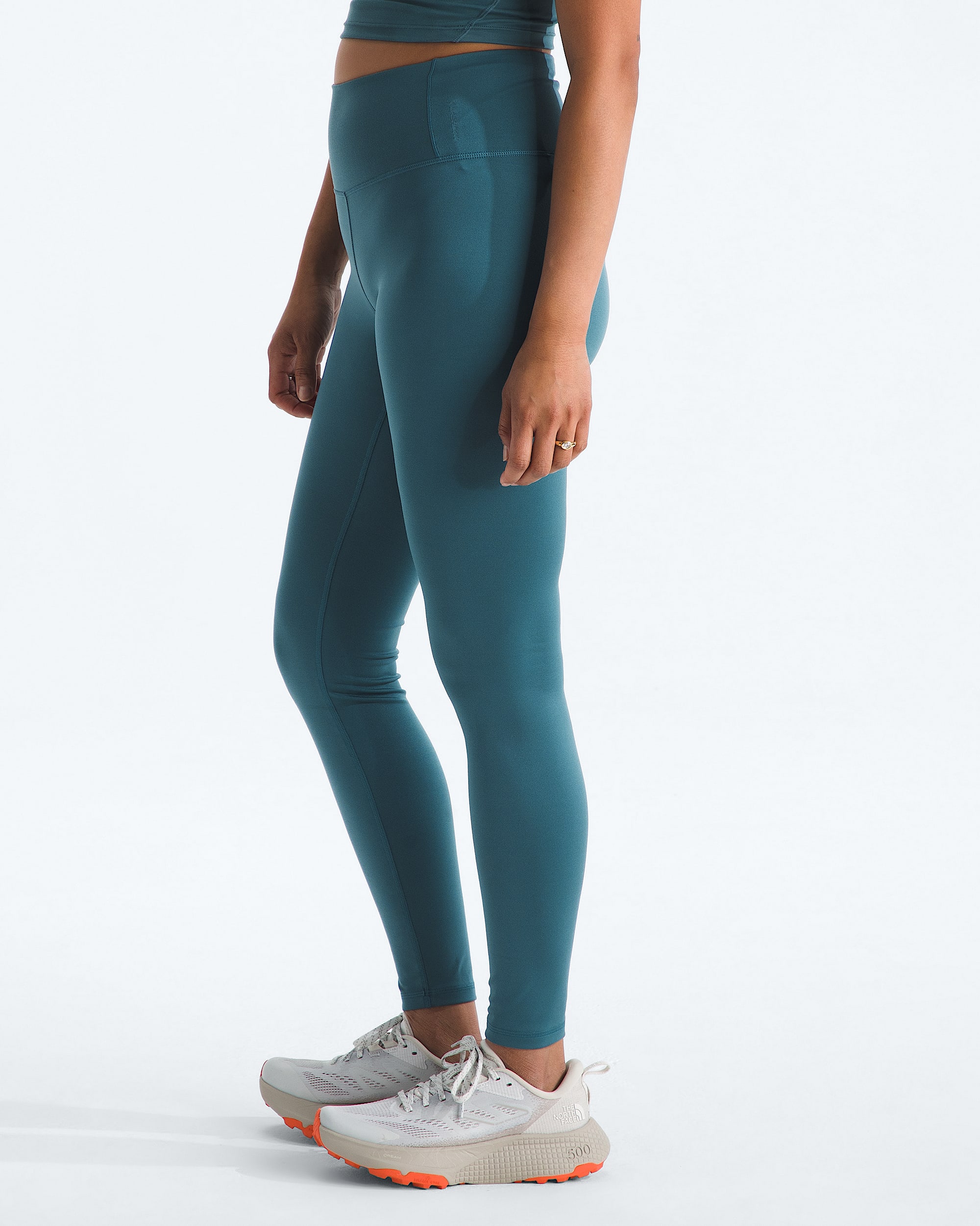 Womens Dune Sky 28 Leggings TNF MODEL34