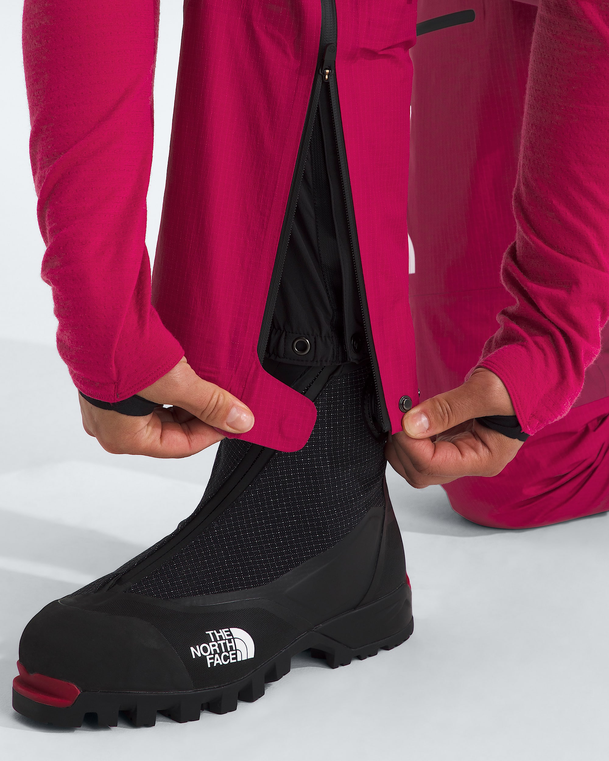 Womens Summit Series FUTURELIGHT AMK Climb Pants TNF MODELALT1