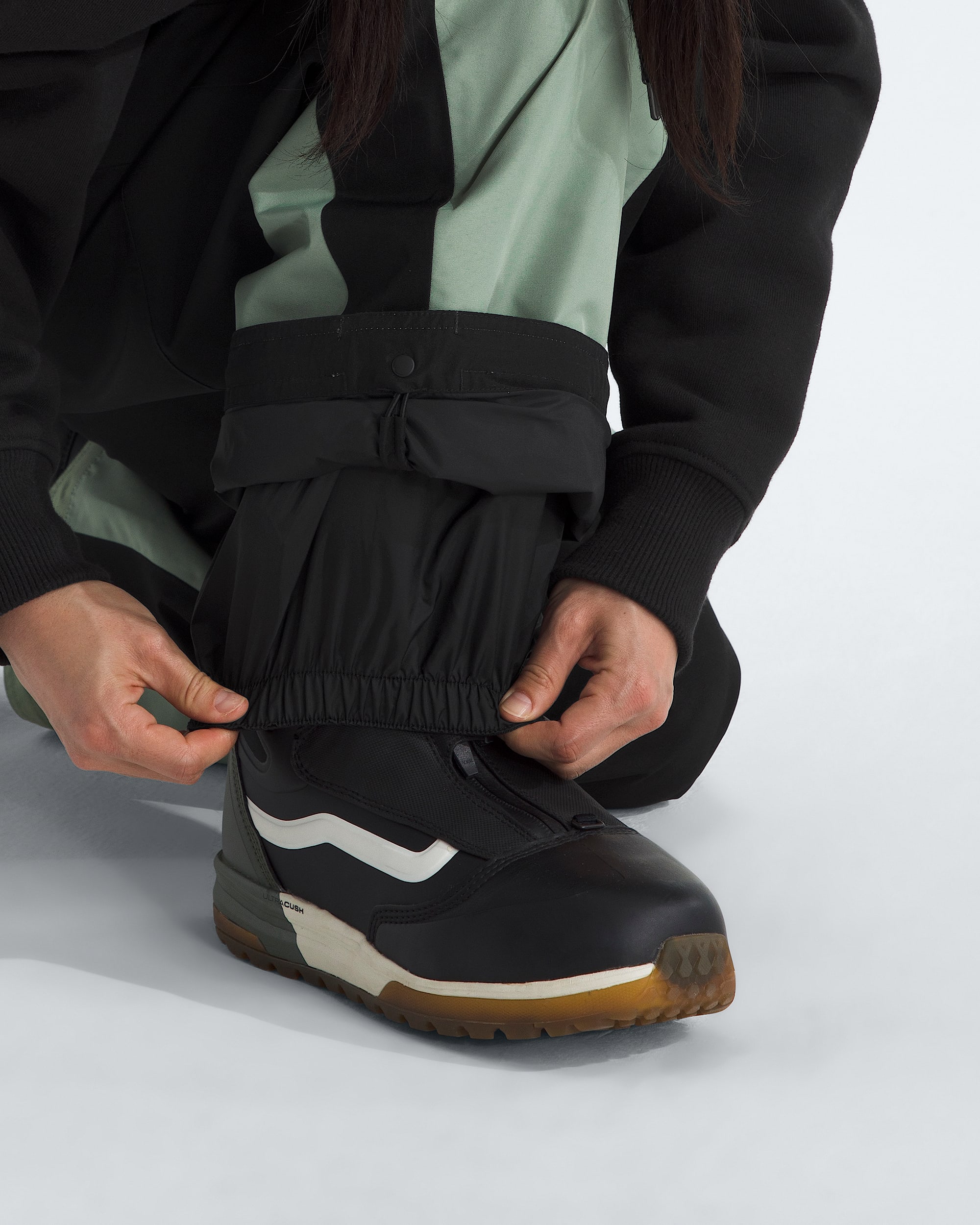 Womens GTX Hex Pant TNF MODELALT1