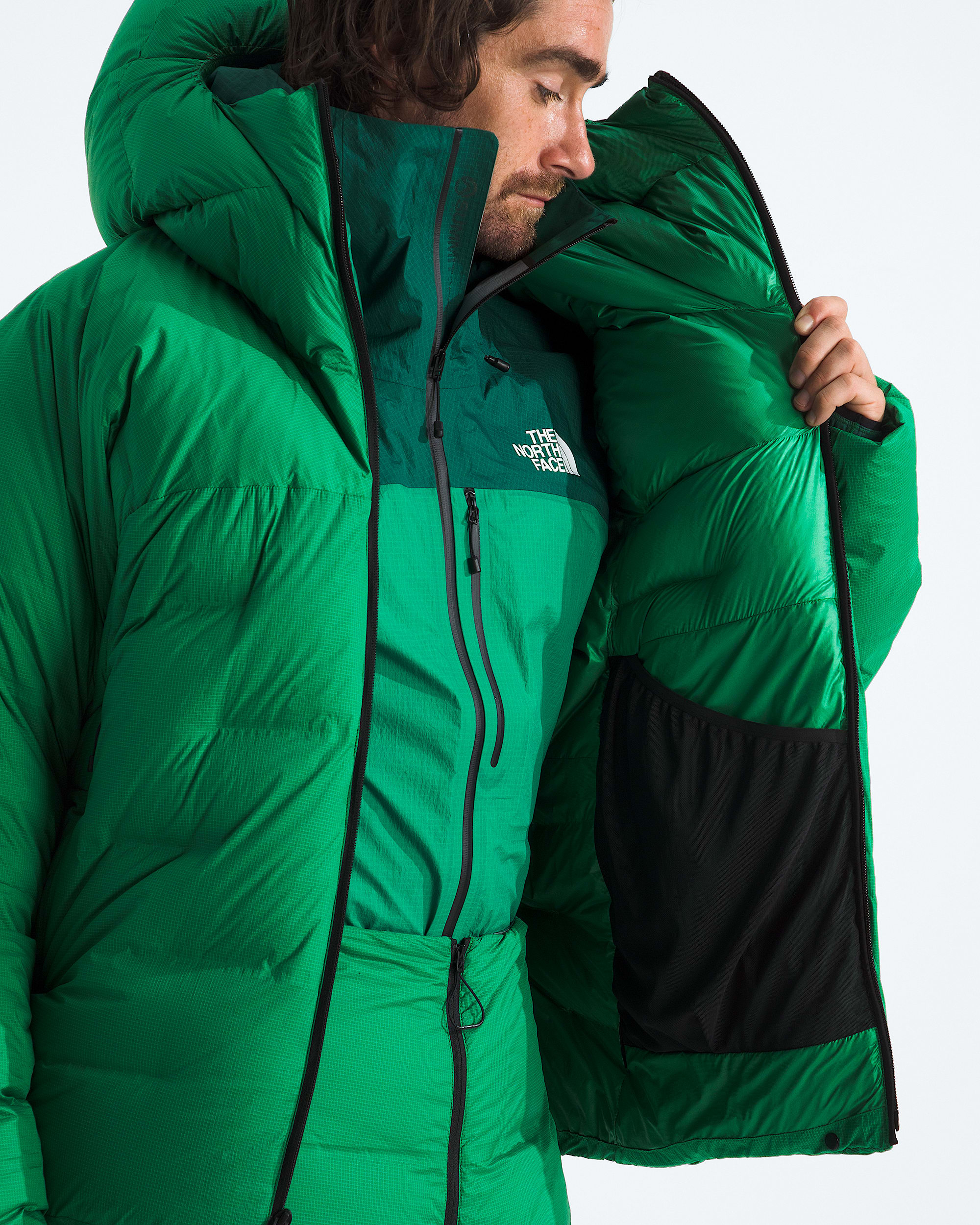 Mens Summit CLOUD DOWN AMK Parka TNF MODELINT