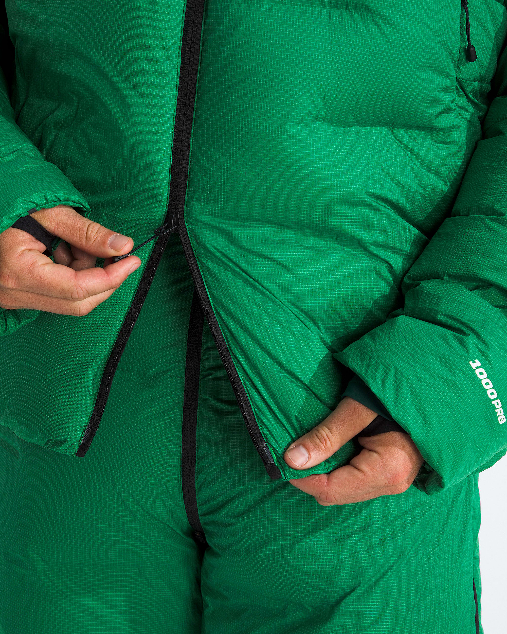 Mens Summit CLOUD DOWN AMK Parka TNF ALT1