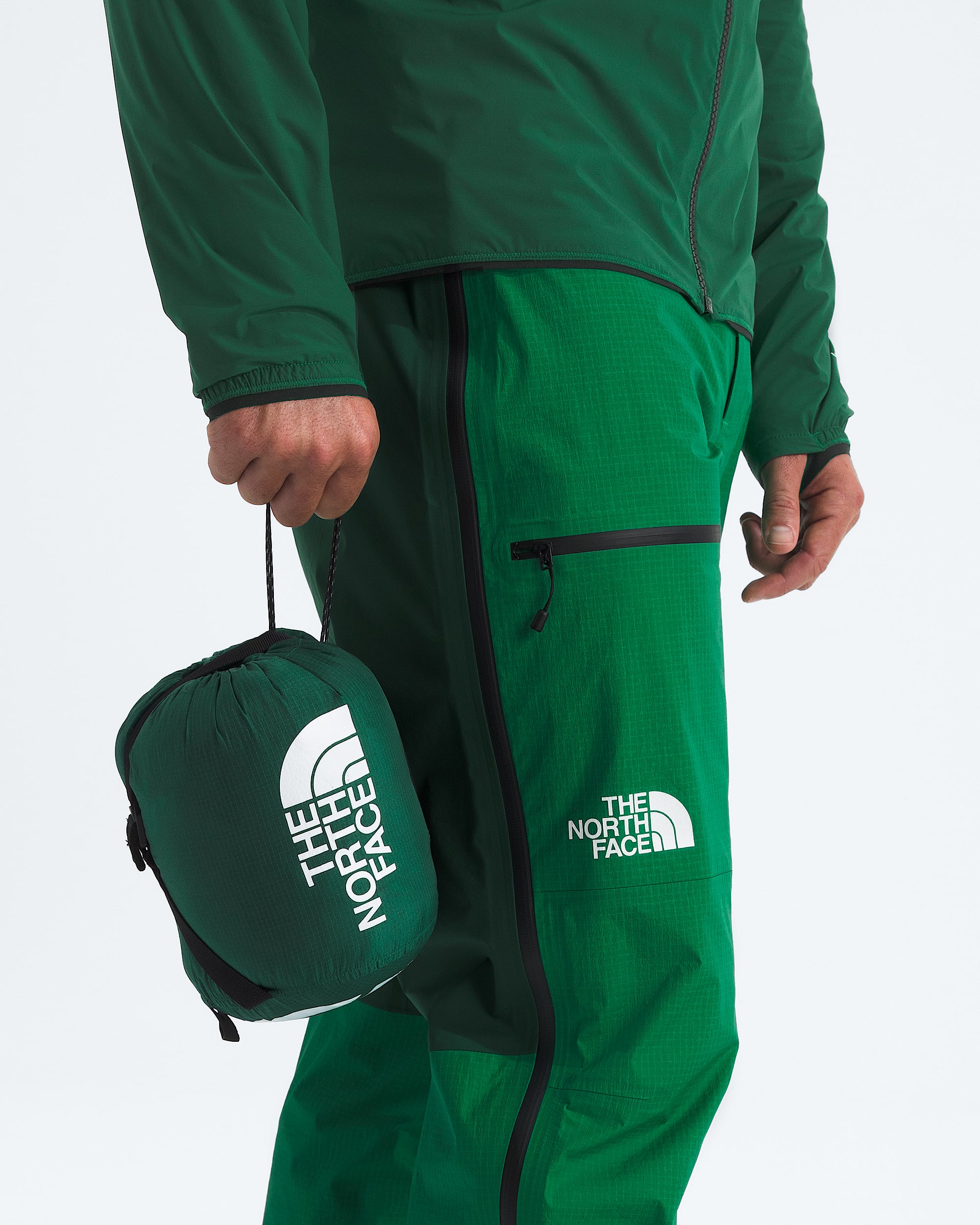 Mens Summit Series 5050 AMK Hoodie TNF MODELALT6