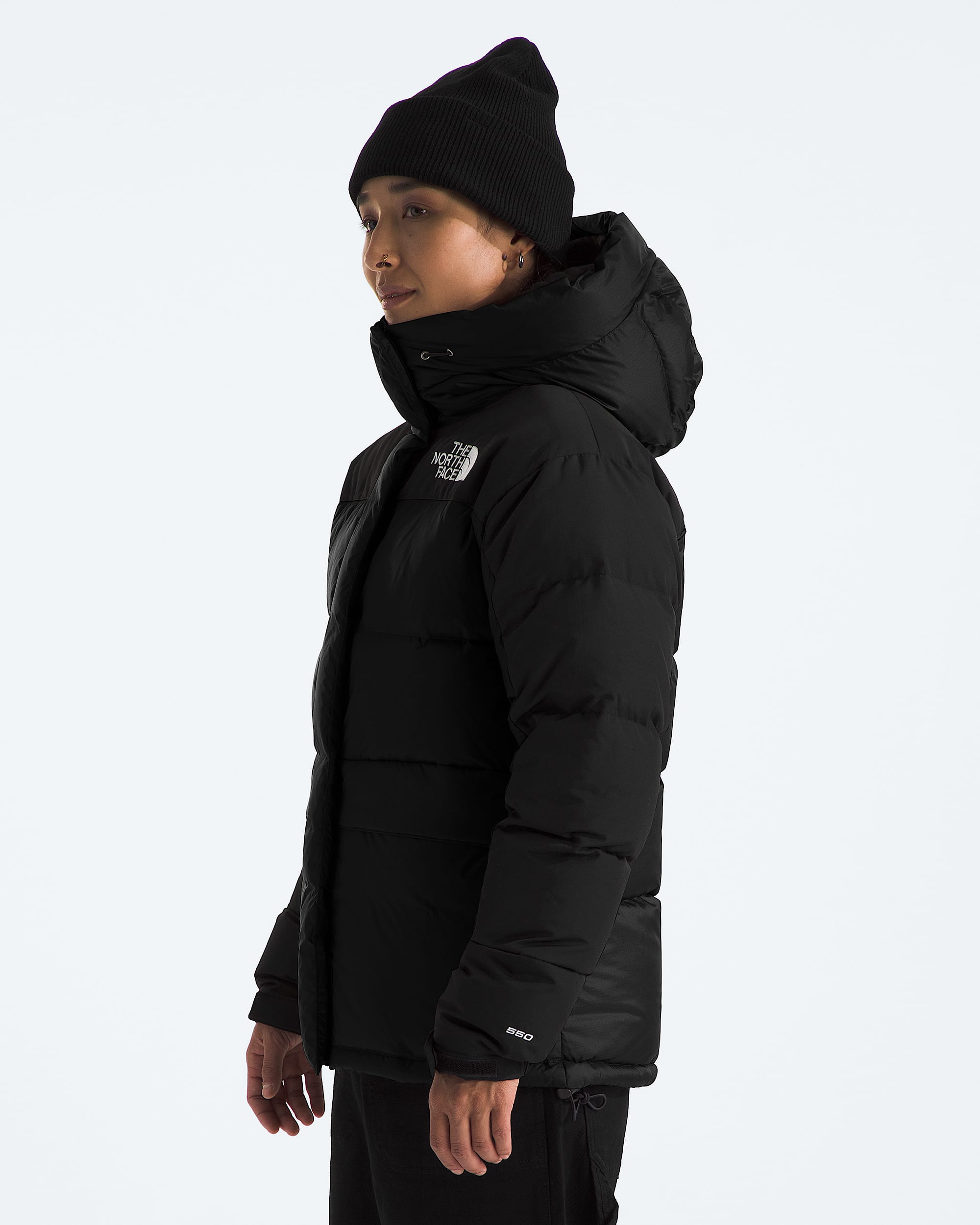 Womens HMLYN Down Parka TNF MODEL34
