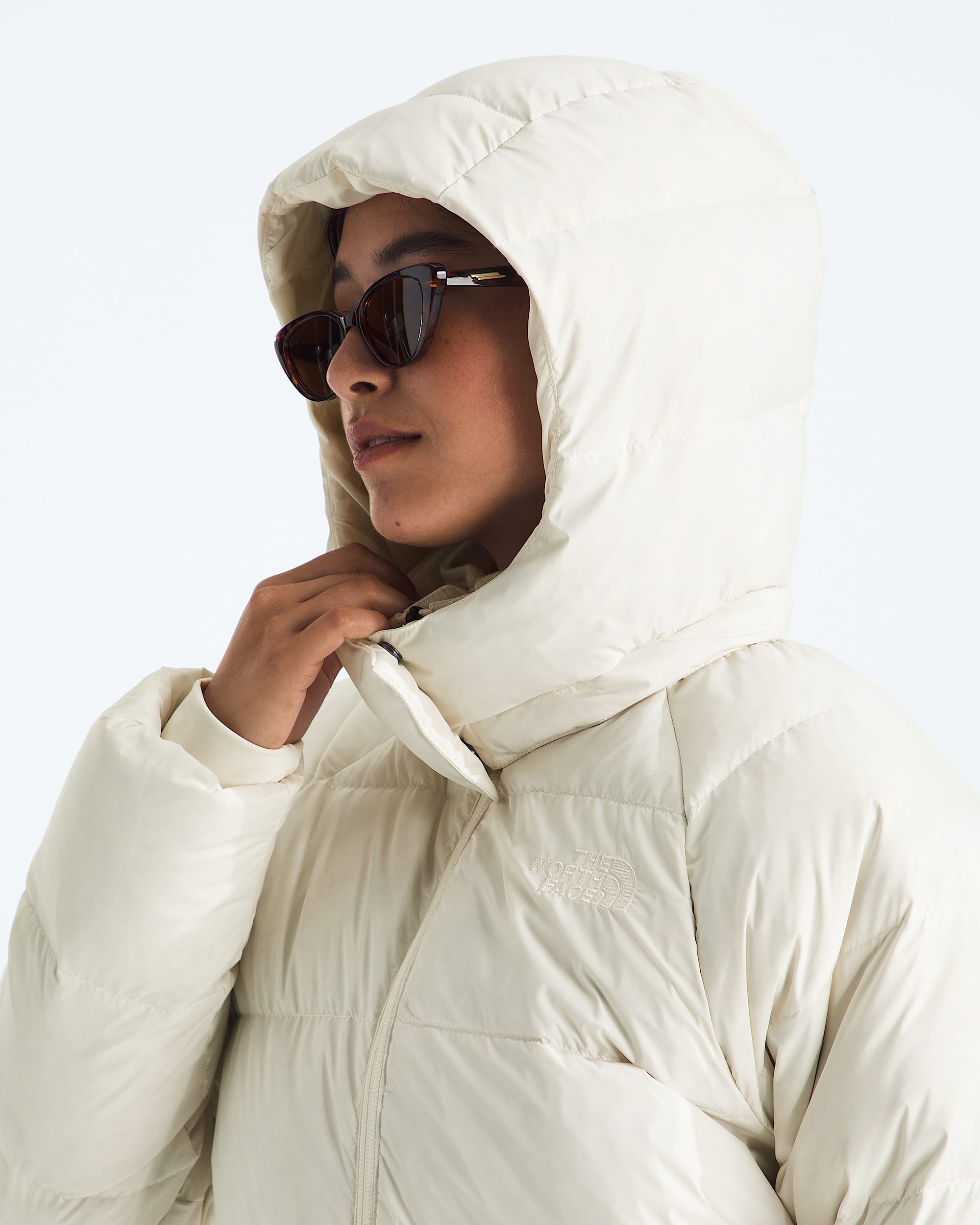 Womens Hydrenalite City Long Down Hooded Parka TNF MODELHOOD2