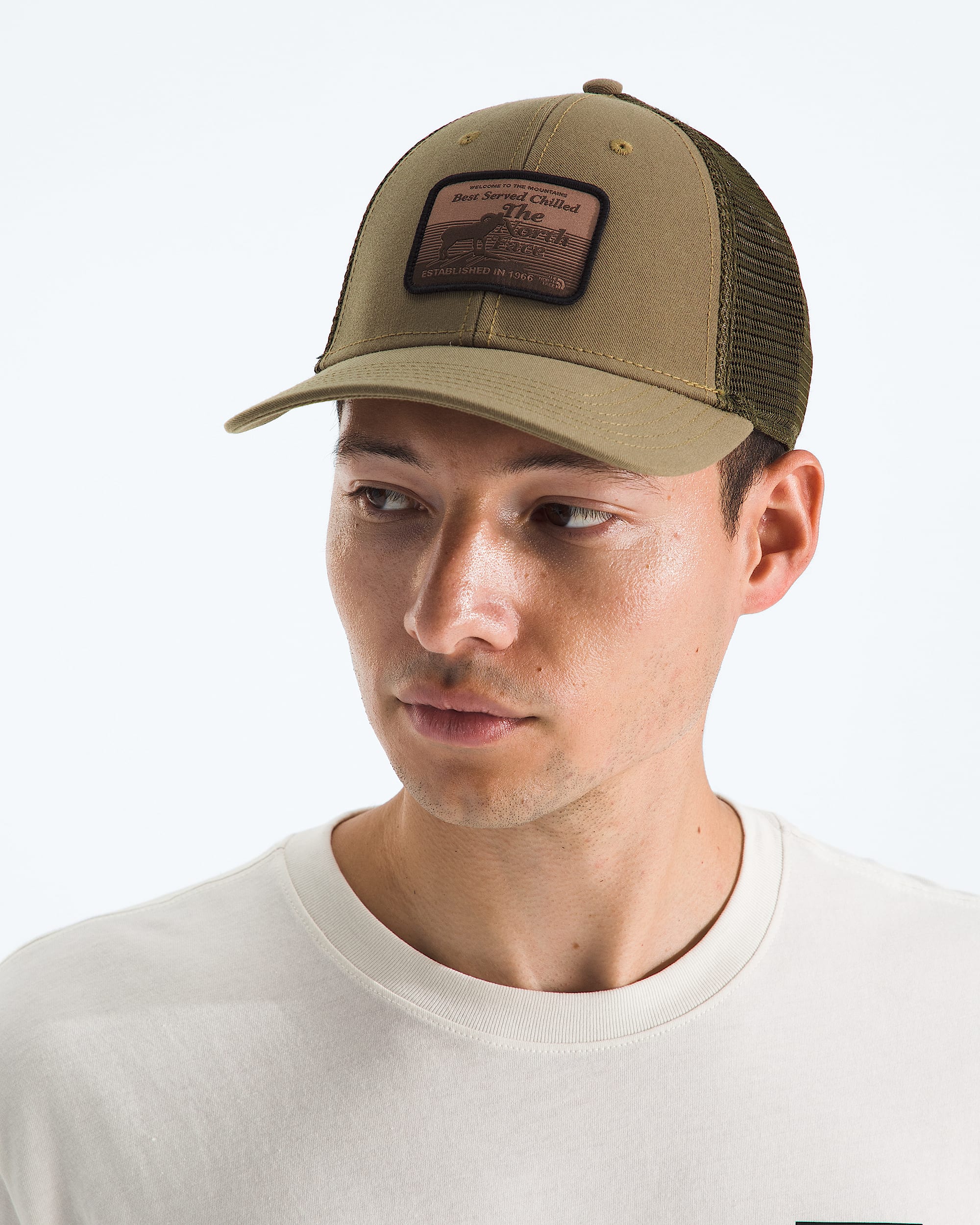 Graphic Mudder Trucker Hat TNF MODELBACK