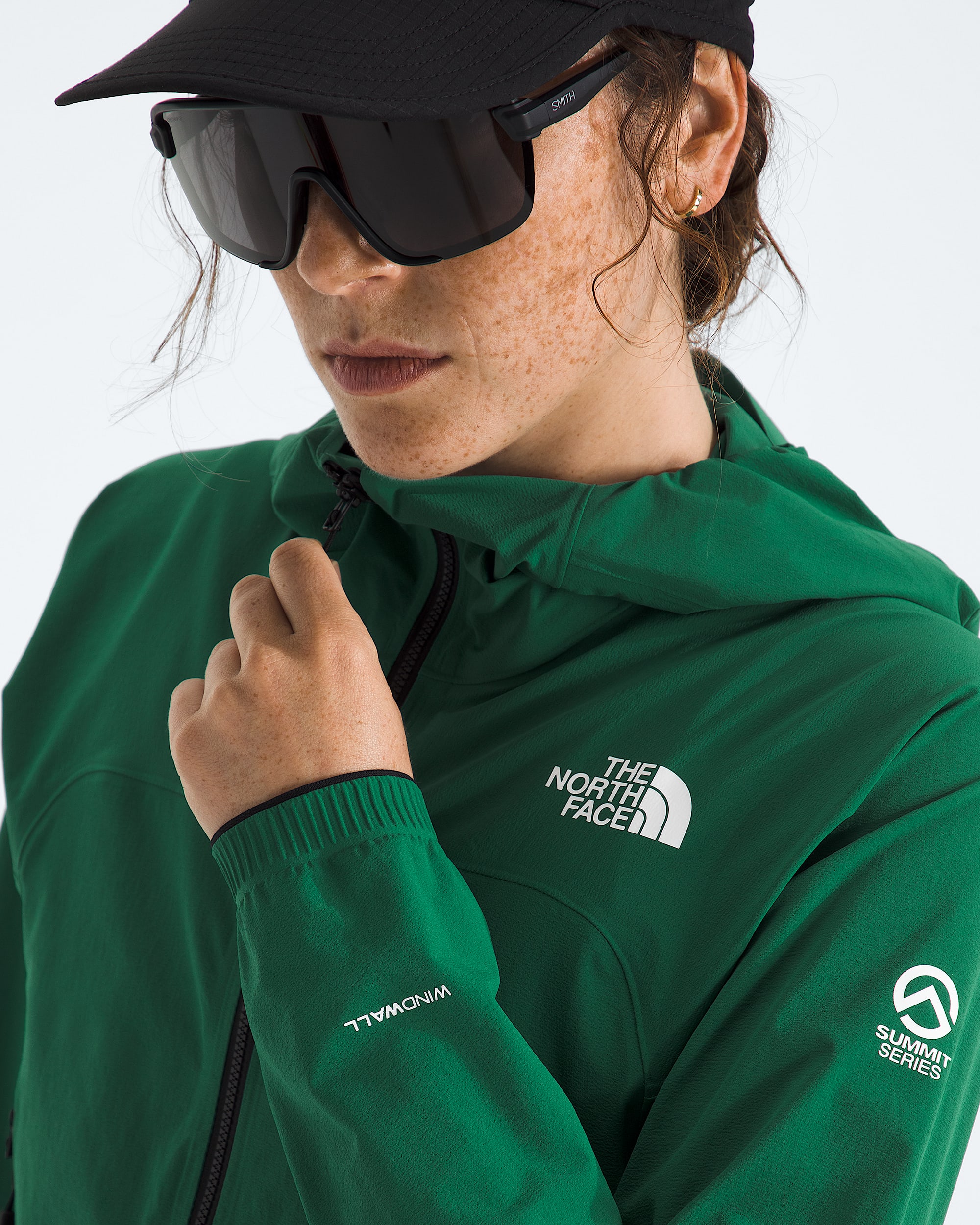 Womens Summit Series Off Width Jacket TNF ALT1