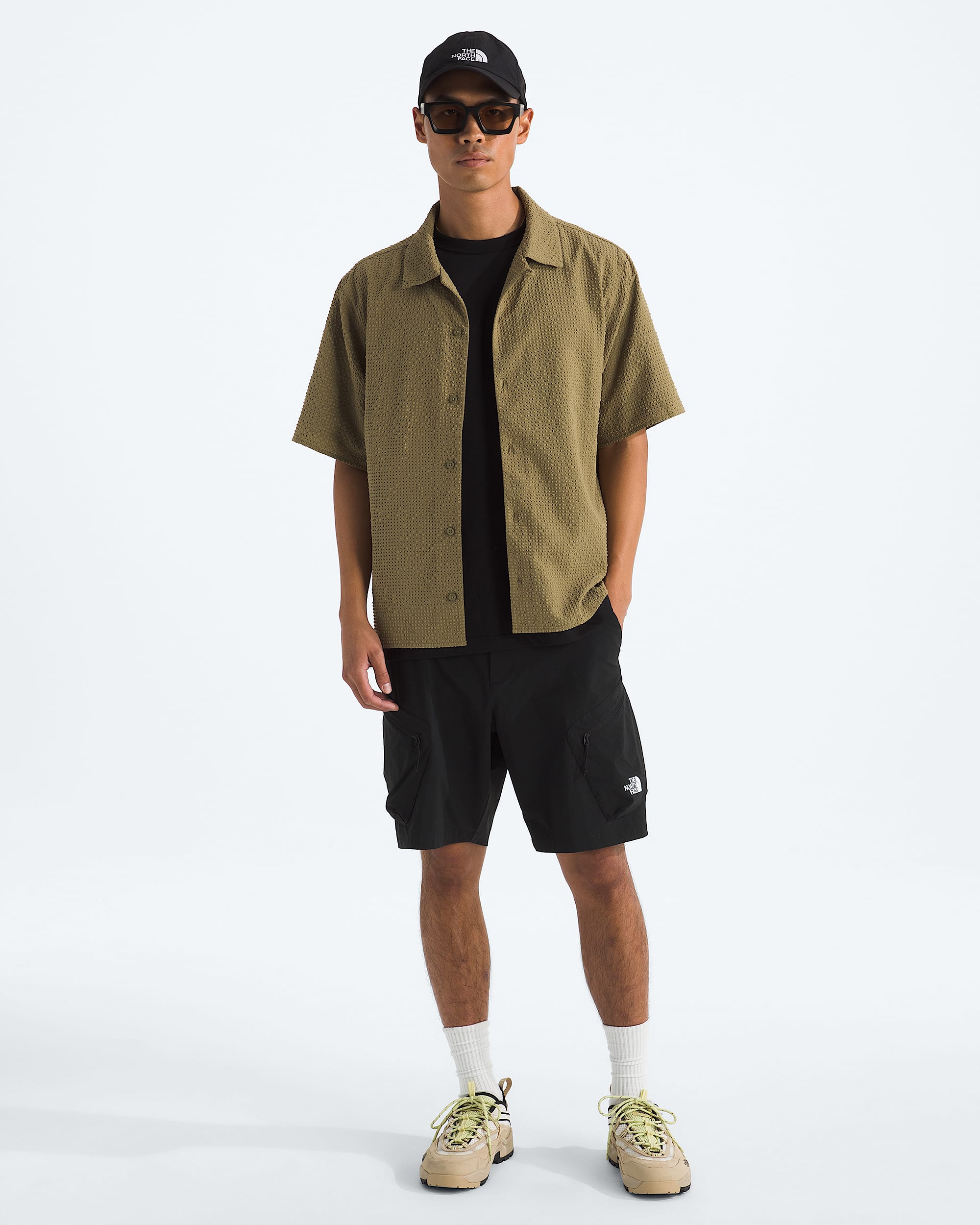 Mens Pacific City Button Down TNF HERO2