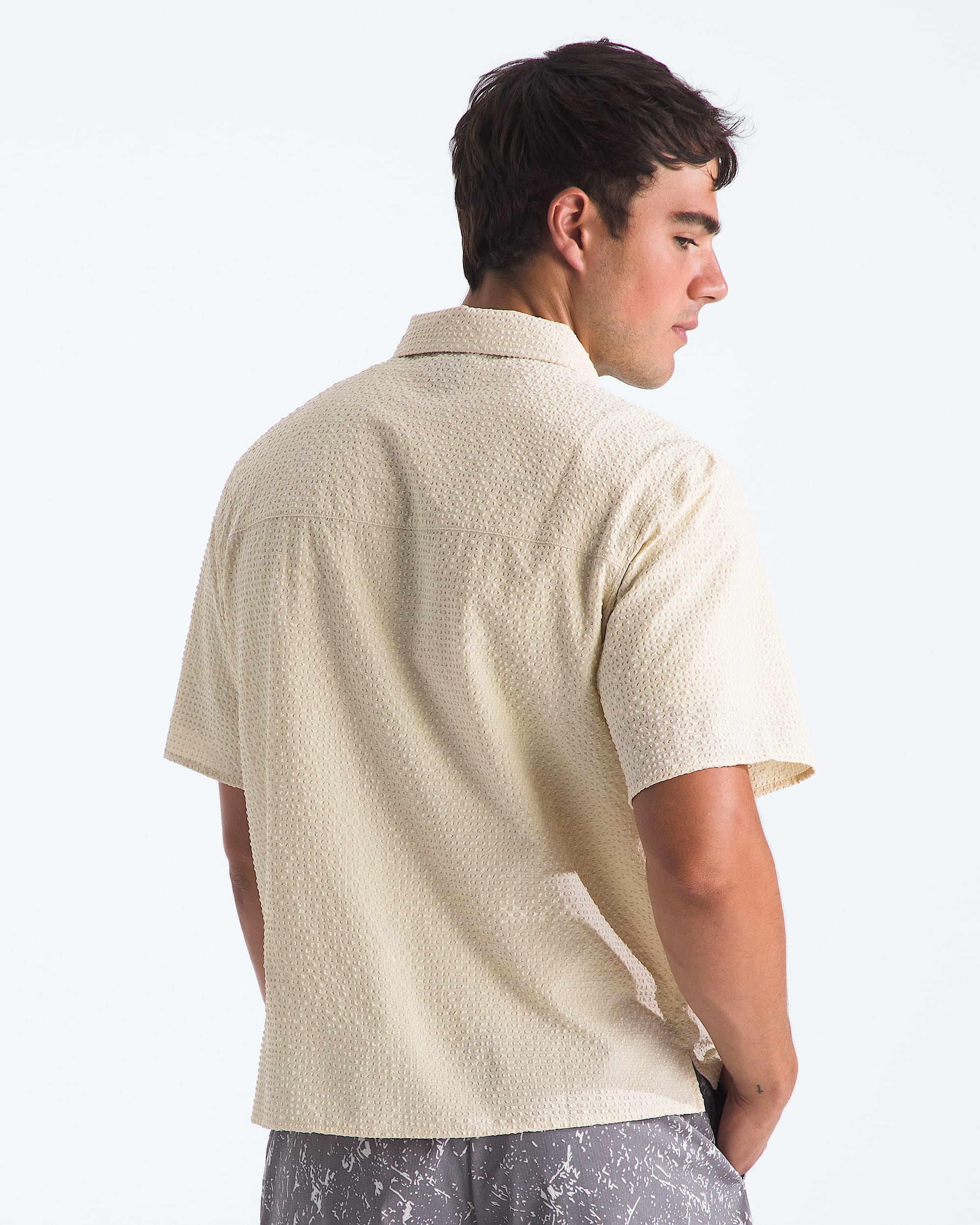 Mens Pacific City Button Down TNF BACK