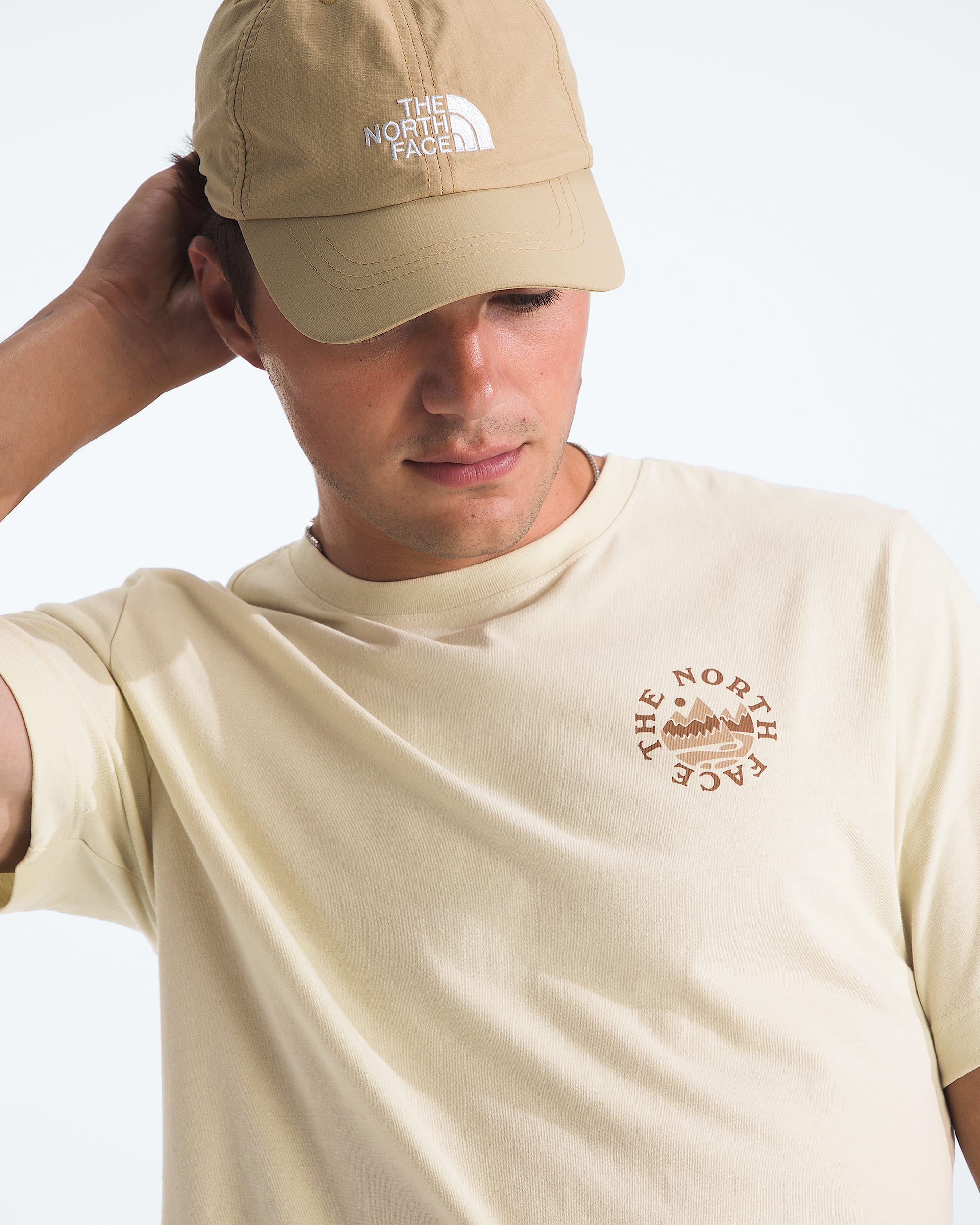Mens Sunrise Escape Regular ShortSleeve Tee TNF HERO2