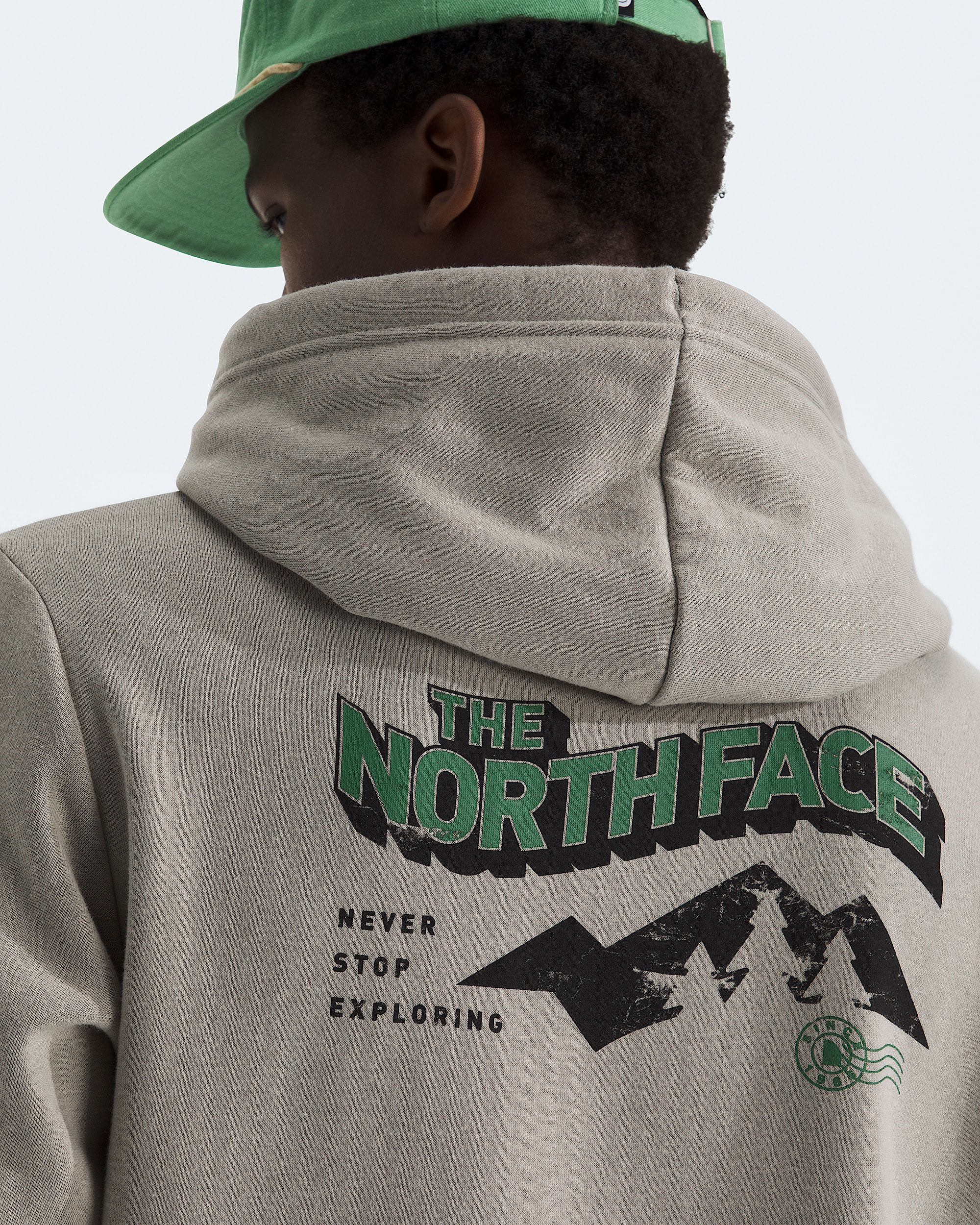 Mens Explore Postcard Regular Hoodie TNF HERO2