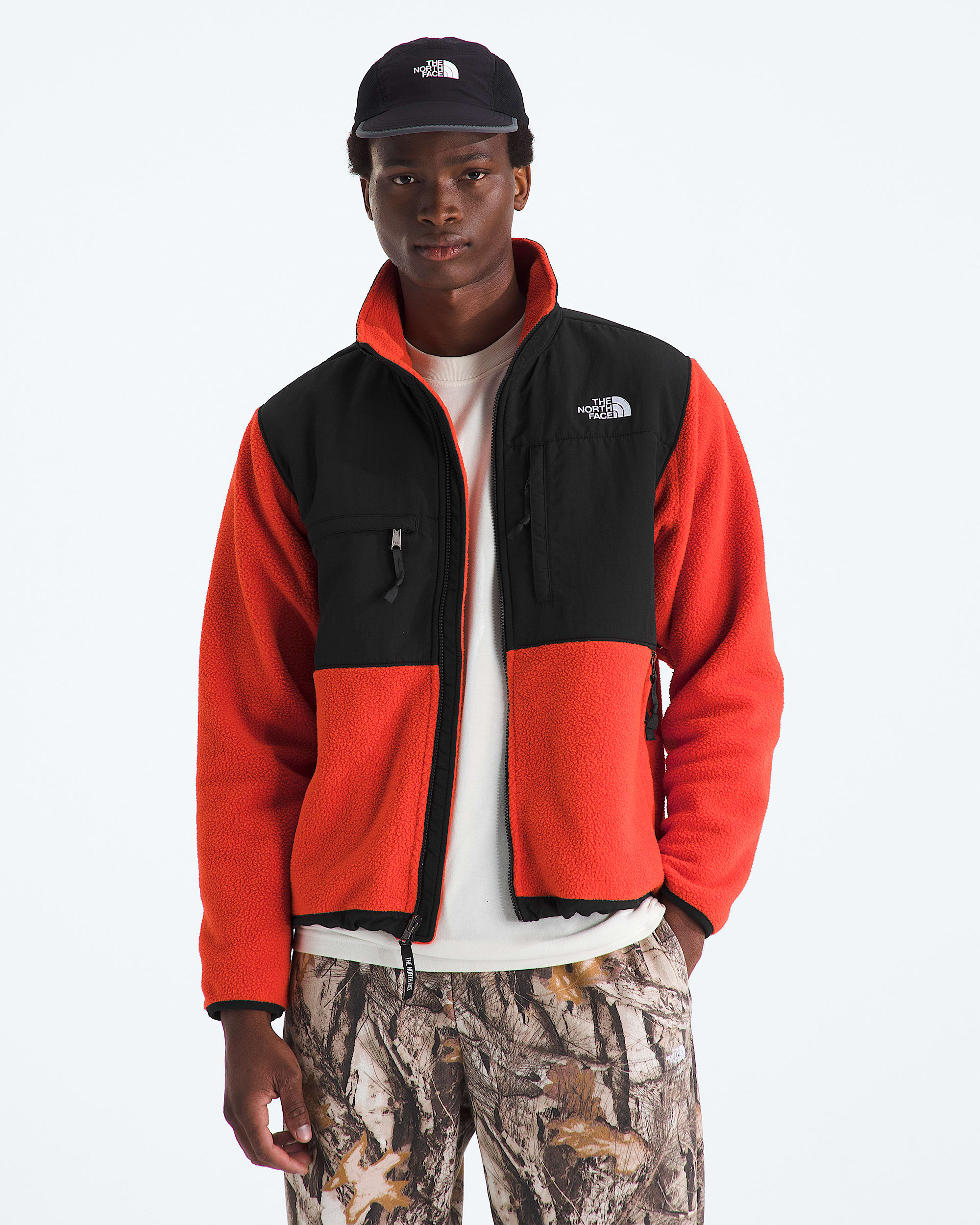 Mens Retro Denali Jacket TNF HERO