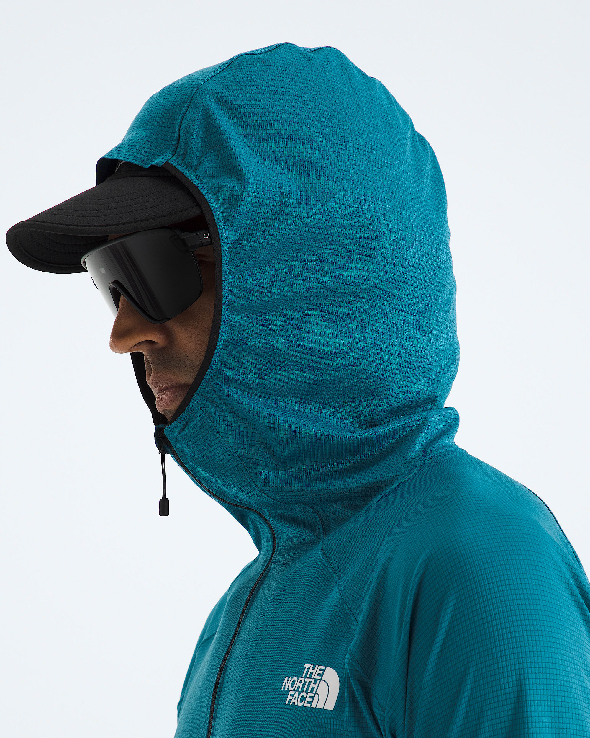 Mens Summit Series Direct Sun Hoodie TNF MODELHOOD2
