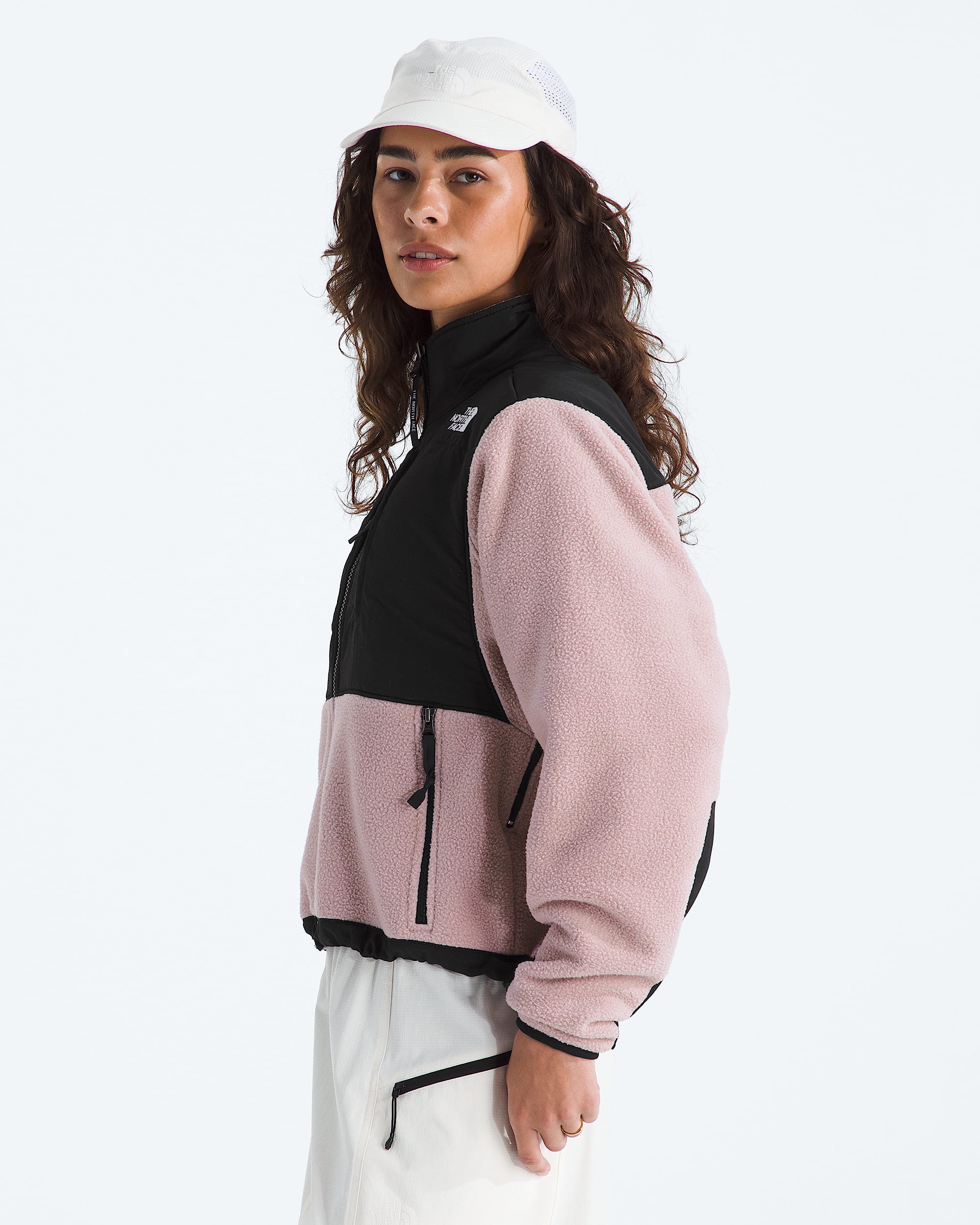 Womens Retro Denali Jacket TNF MODEL34