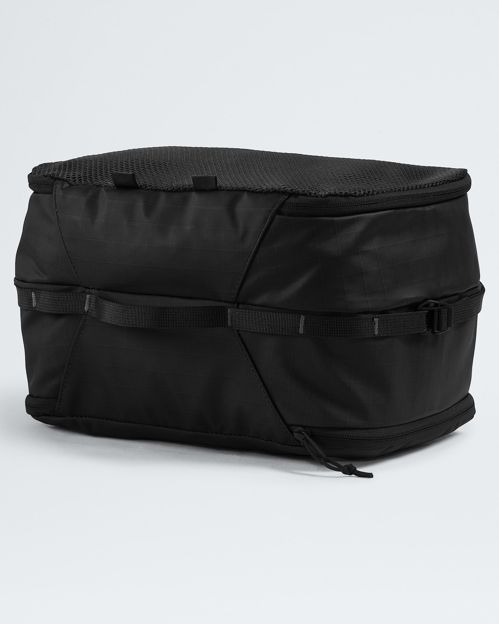 Base Camp Voyager Cube TNF BACK