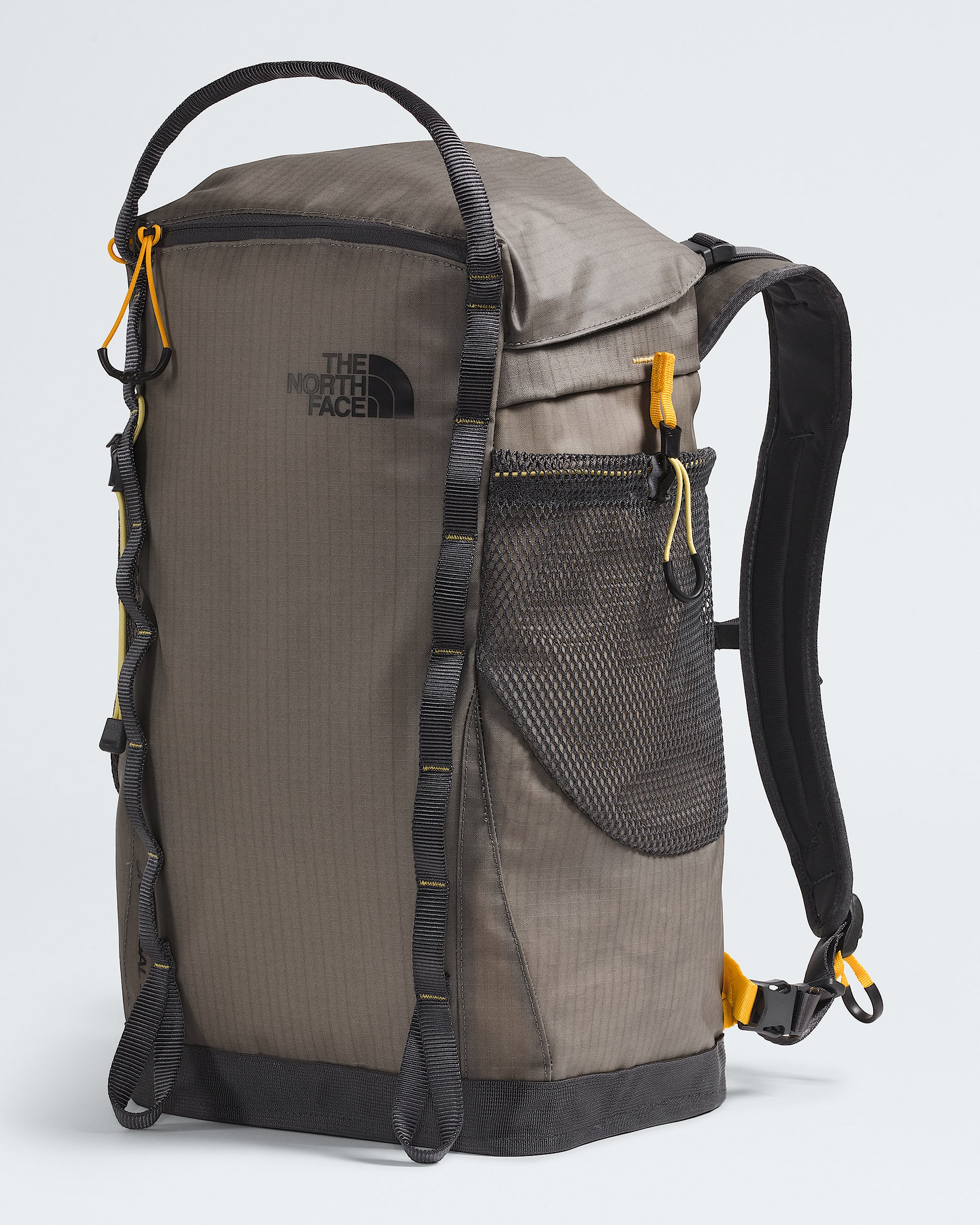 north face backpack water resistant The Borealis Commuter Laptop - Repellent, Laptop Sleeve, Large Main Compartment, TNF Black U Borealis Patch/TNF White, One Size while the reflective details enhance visibility in low light conditions Universal Daypack - 20L |