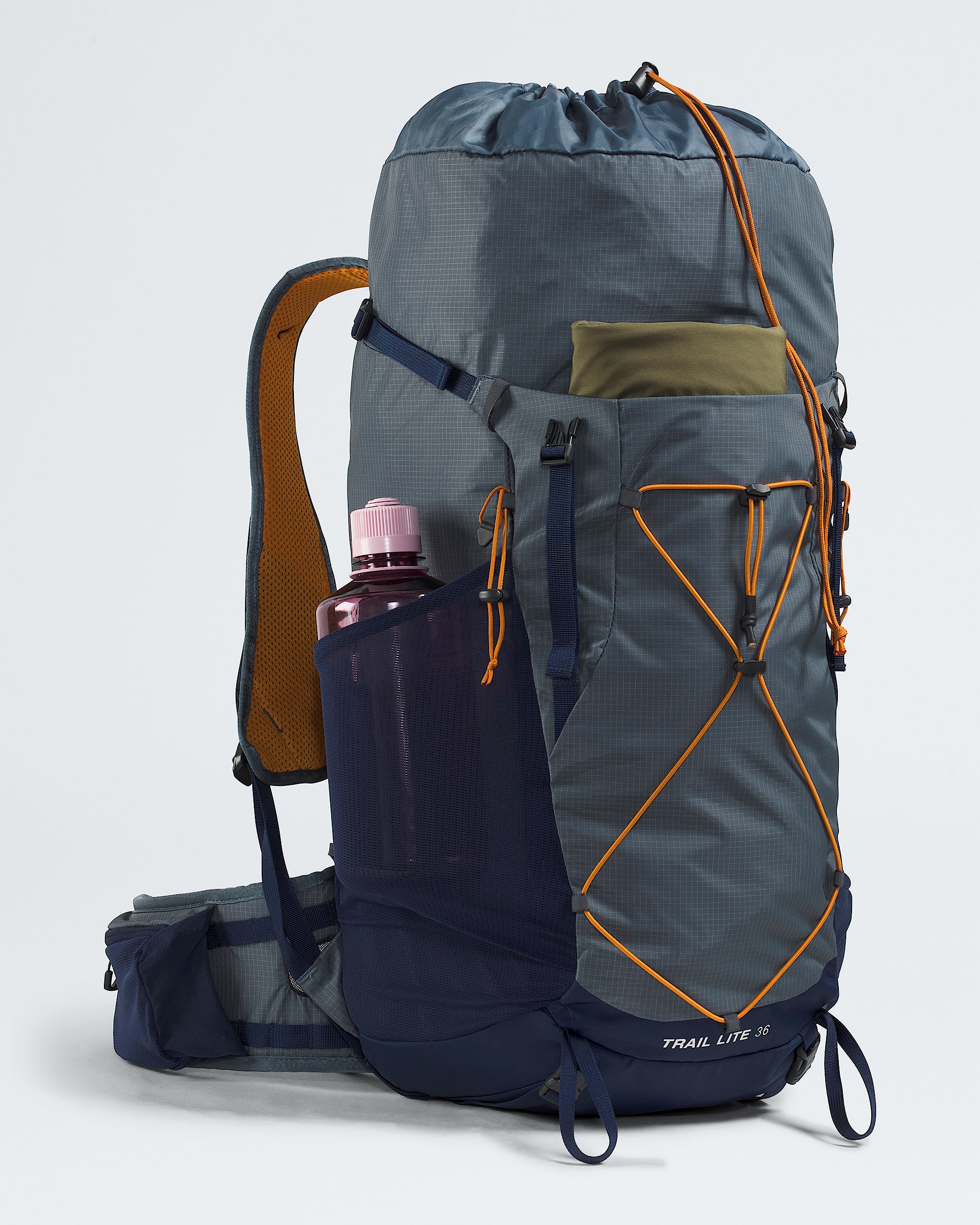 patagonia black hole duffell Duffel Bag 40L camptraveltravelgearduffles hog weekend or a Color:Black Orange airdrierambler.files.wordpress.com/2014/09/tnf-ang...