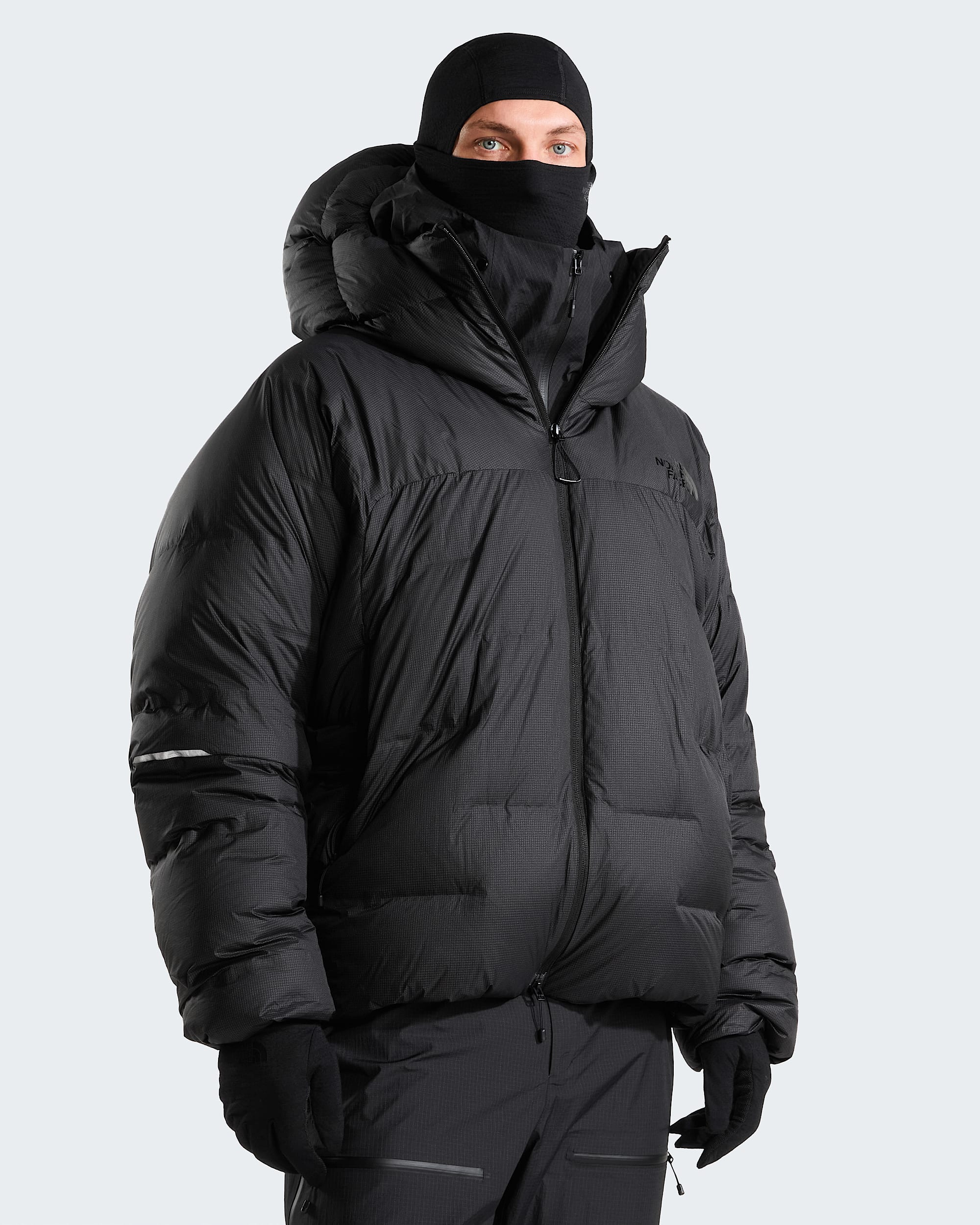 Men's Summit Series CLOUD DOWN AMK Parka | The North Face Canada
