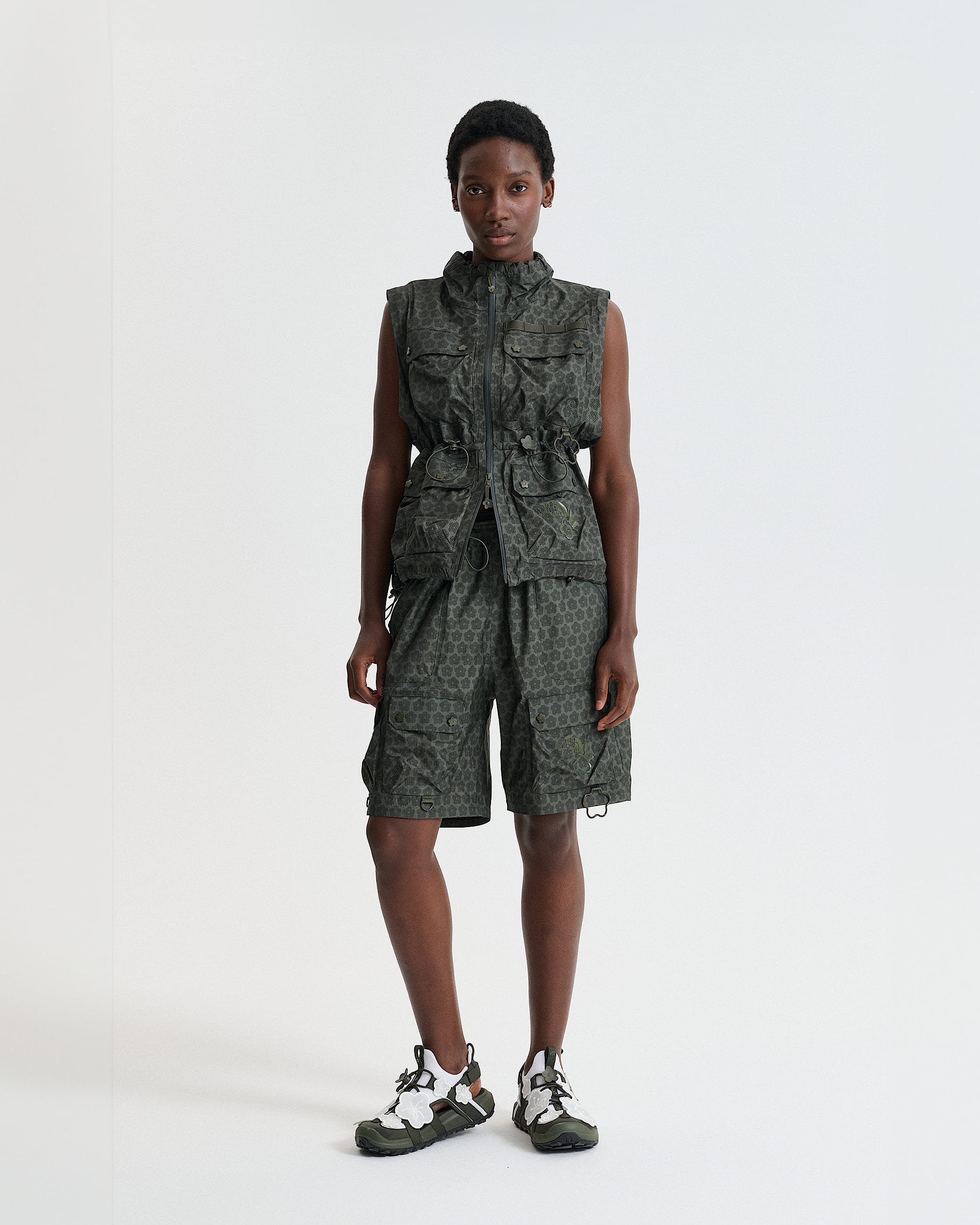 Pantalon convertible Carla de TNF x Cecilie Bahnsen TNF ALT3